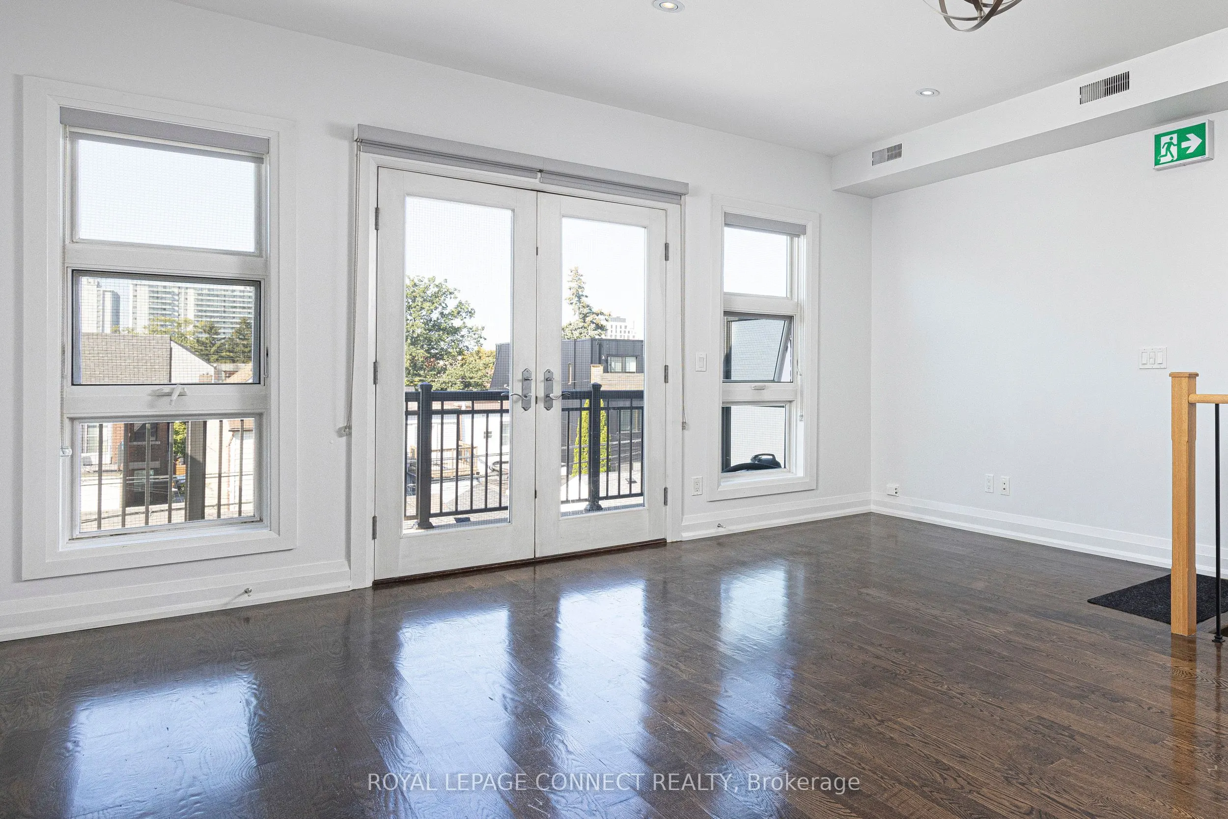 690 Shaw Street, #3rd