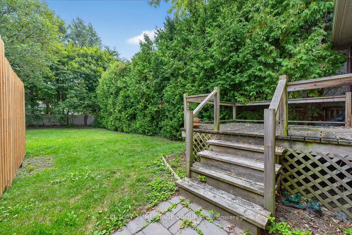39 Reiner Road, #Upper