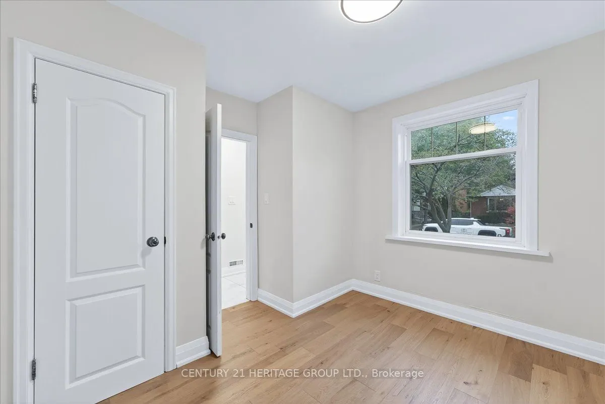39 Reiner Road, #Upper