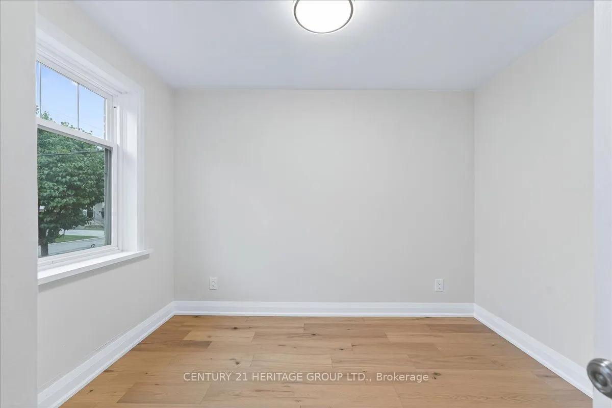 39 Reiner Road, #Upper