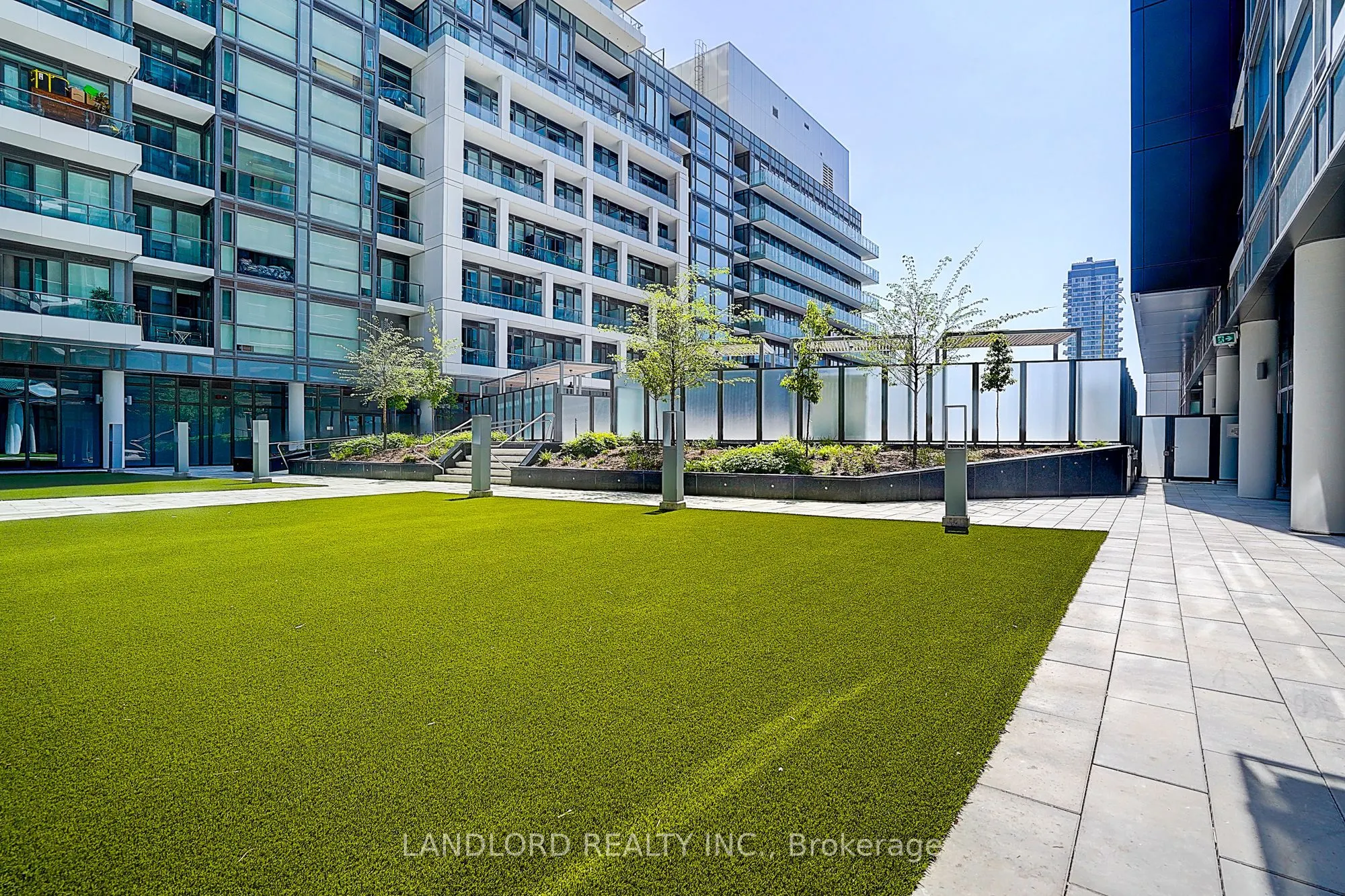 135 Lower Sherbourne Street, #676 W