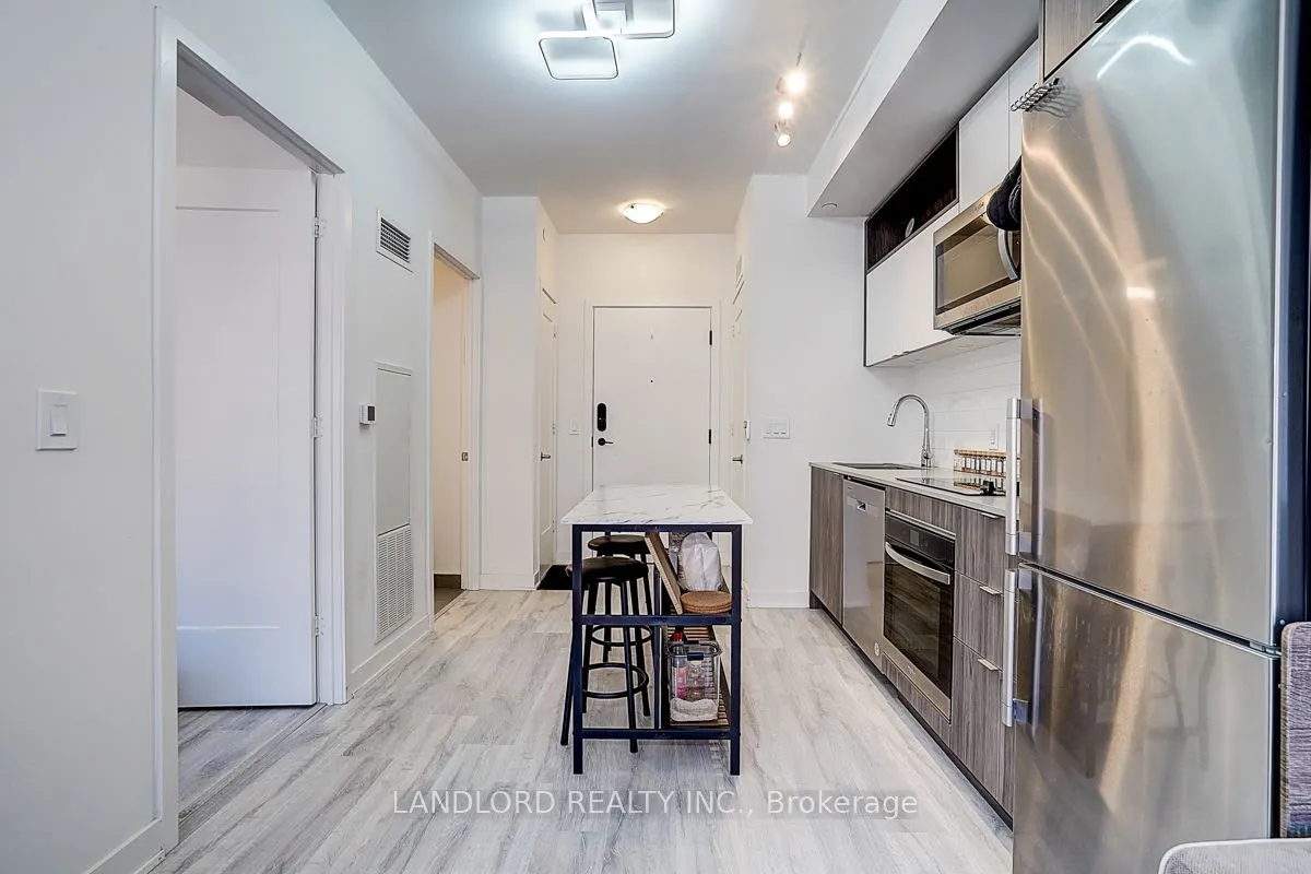 135 Lower Sherbourne Street, #676 W
