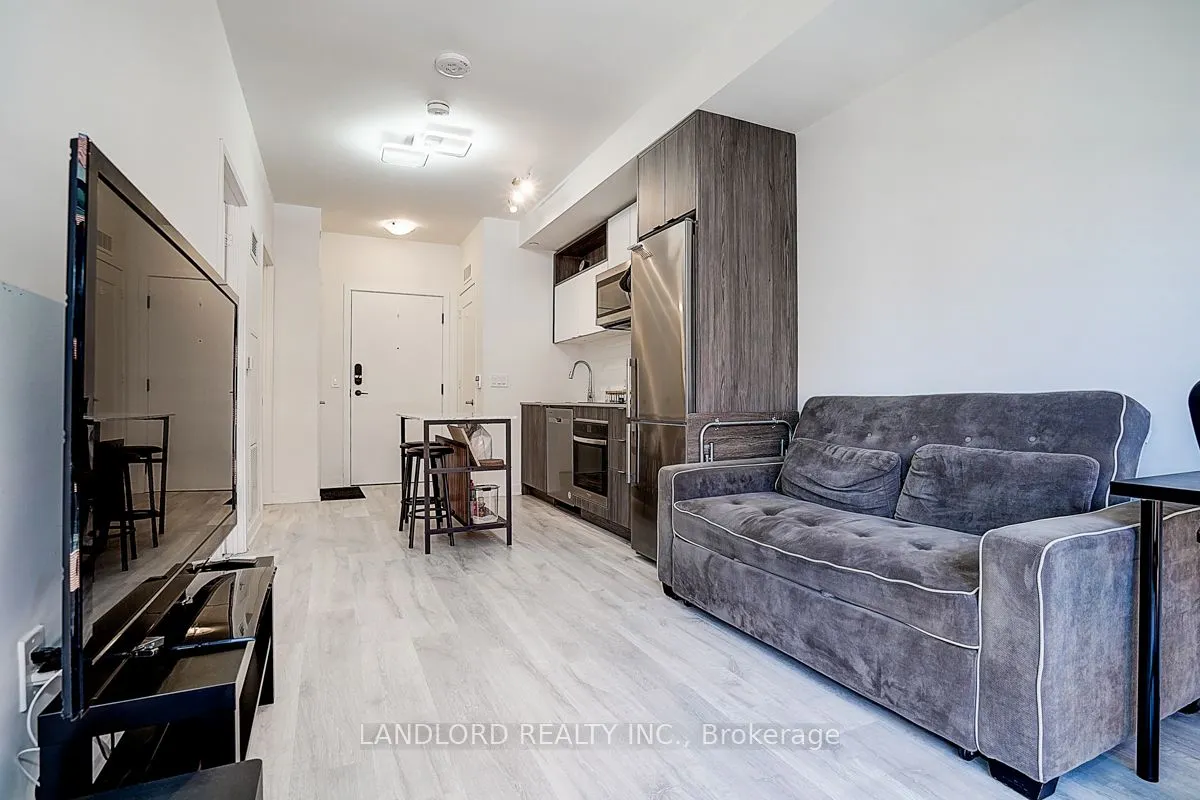 135 Lower Sherbourne Street, #676 W