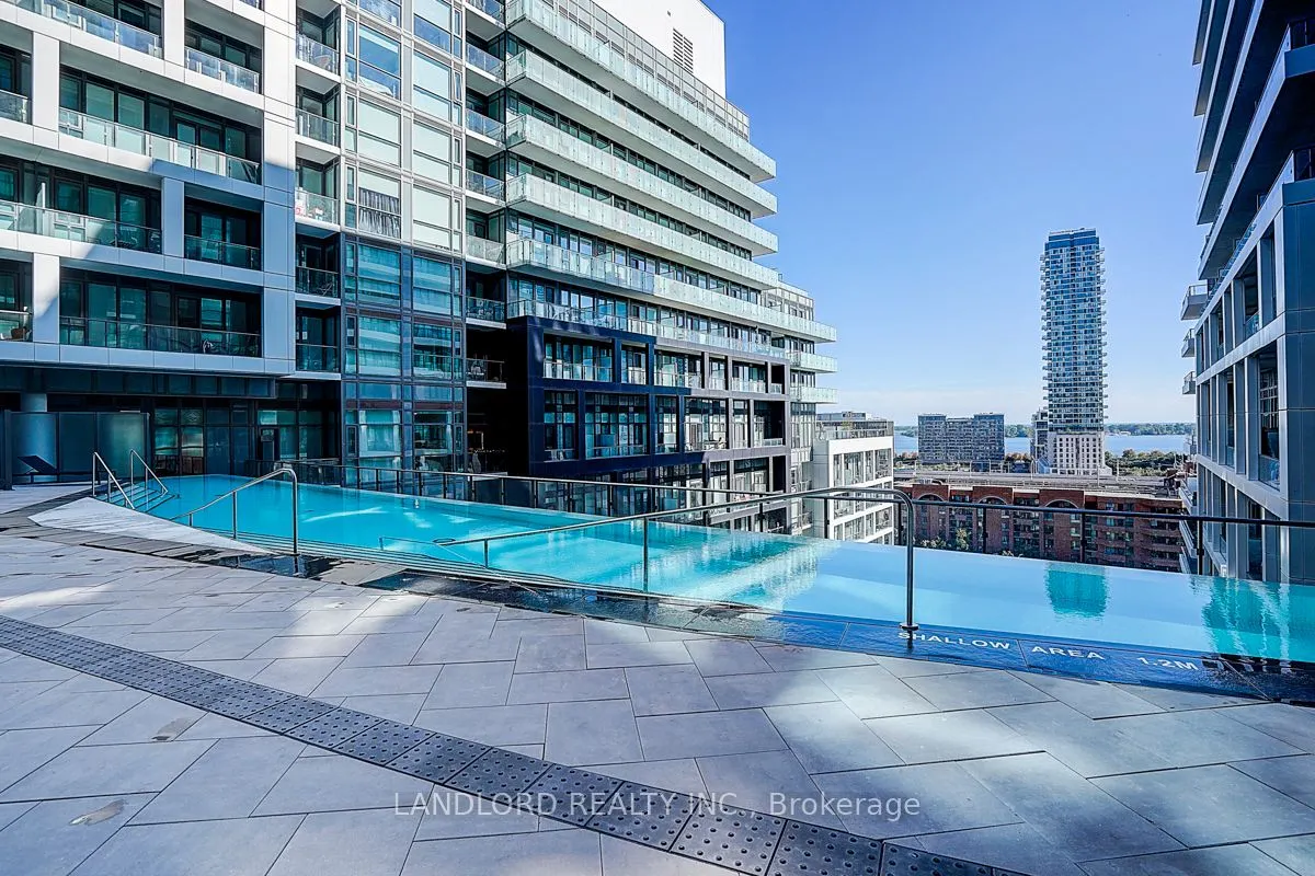135 Lower Sherbourne Street, #676 W