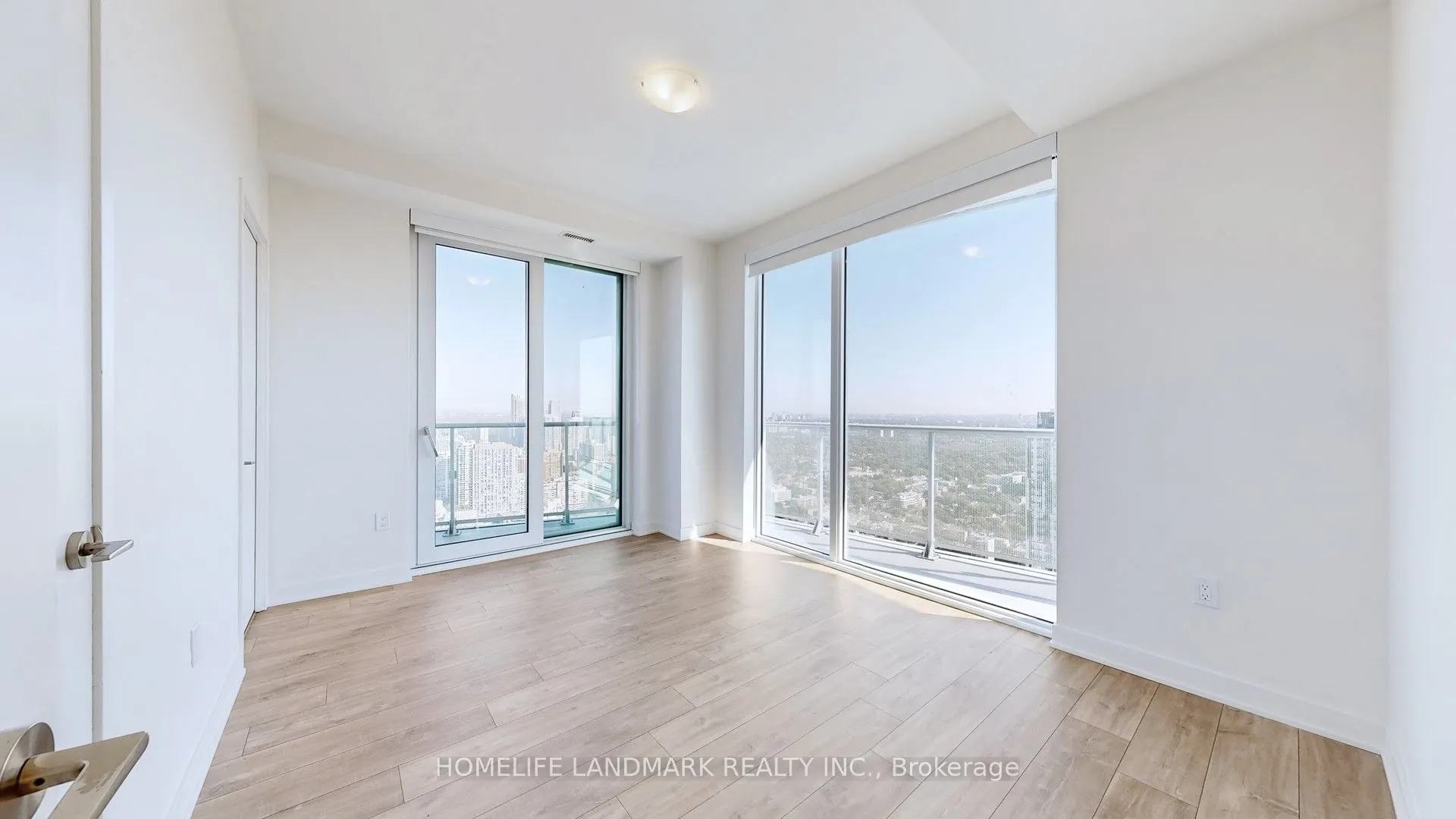 100 Dalhousie Street, #PH04