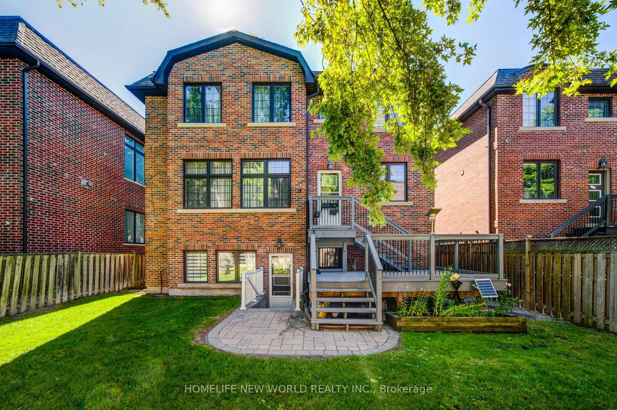 232 Princess Avenue