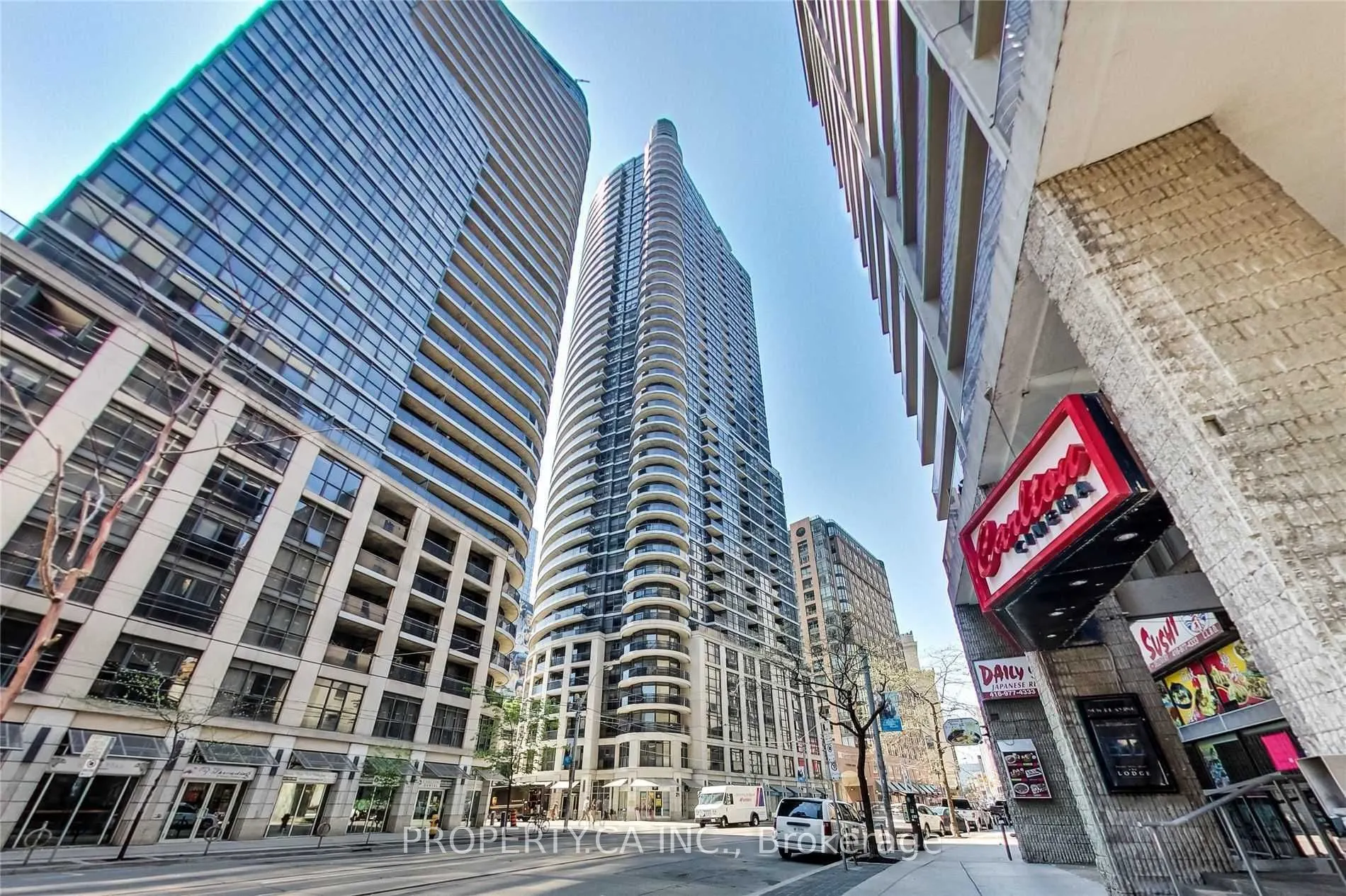 21 Carlton Street, #1307