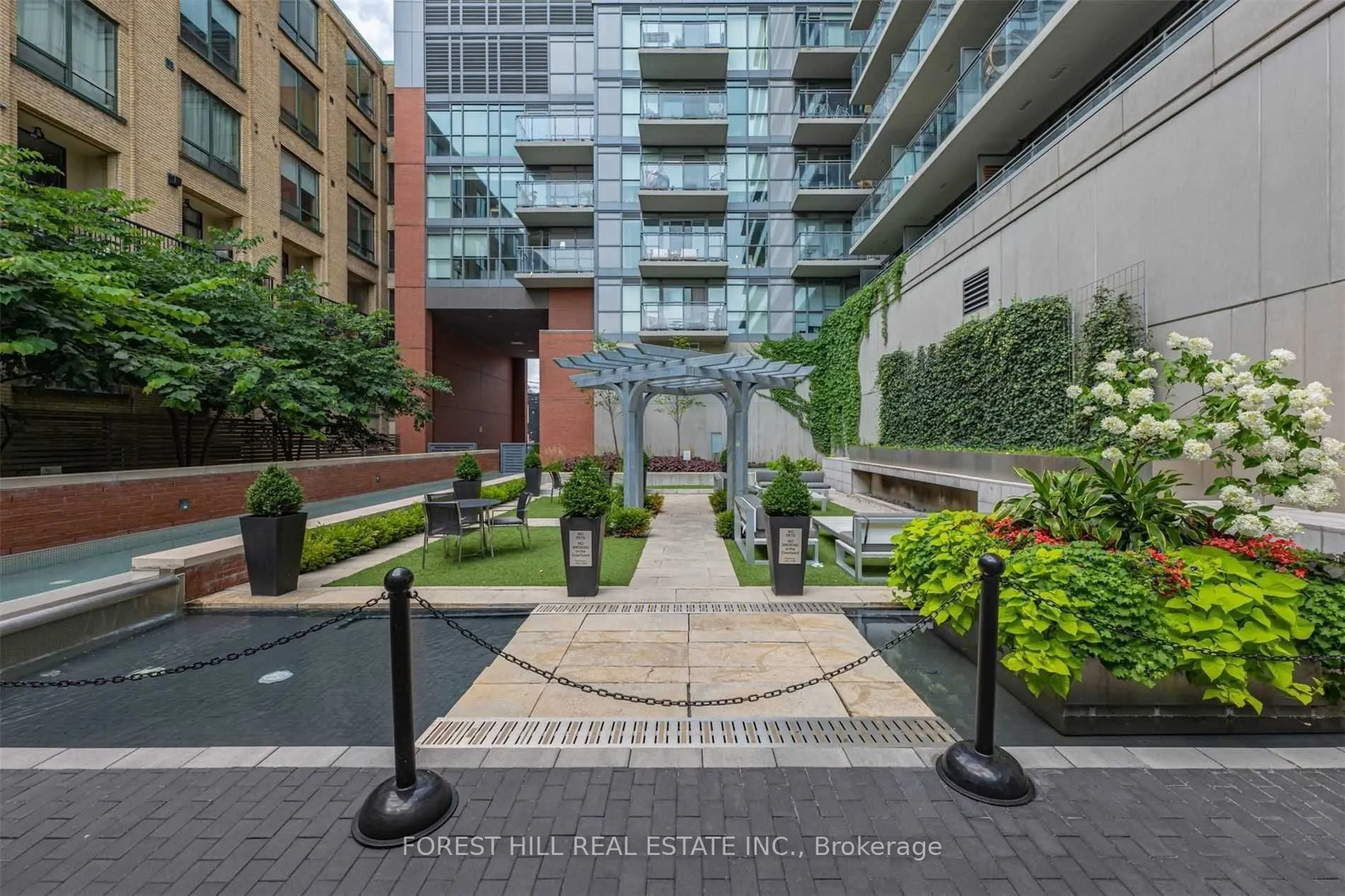 78 Tecumseth Street, #228