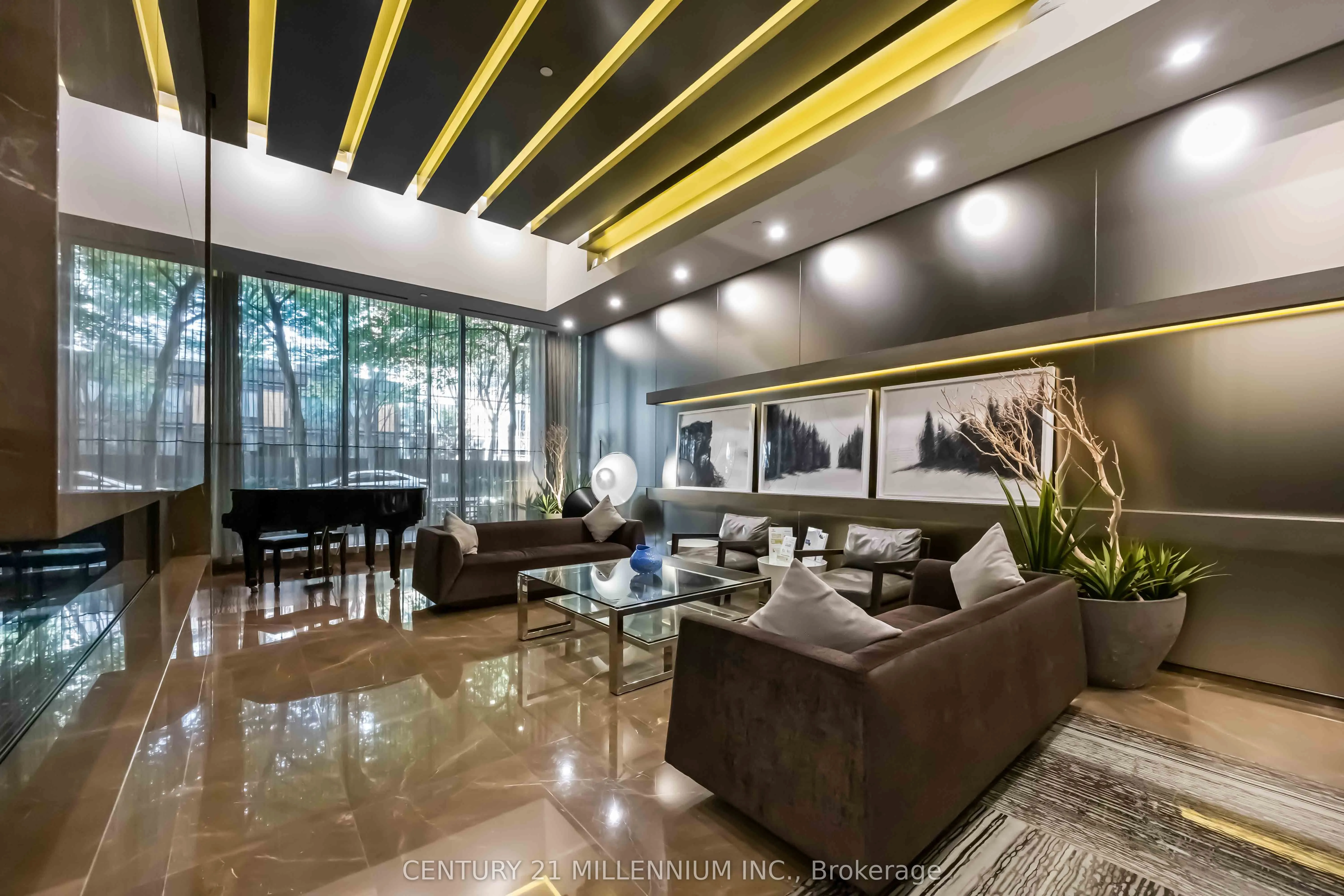 101 Charles Street E, #1006