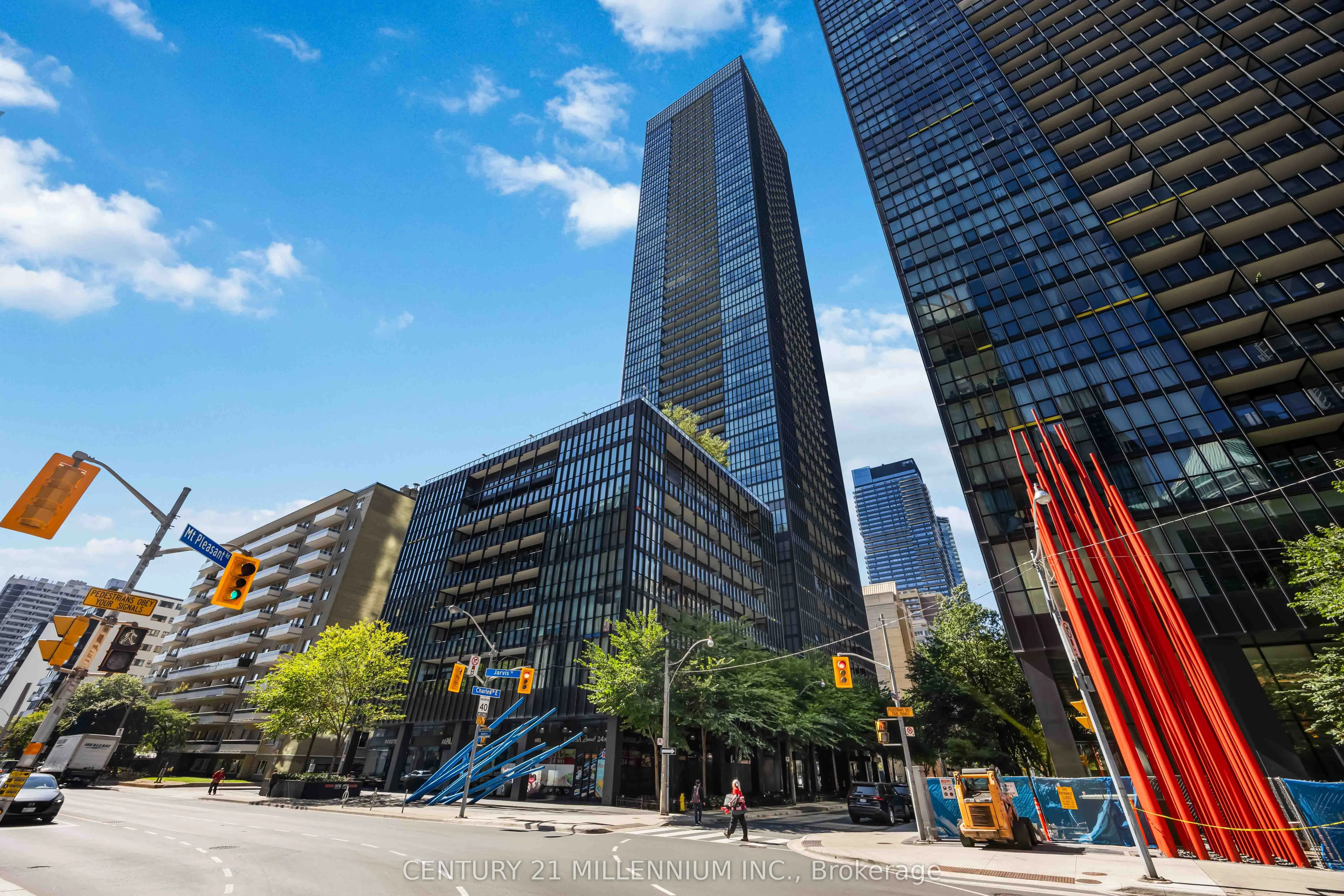 101 Charles Street E, #1006
