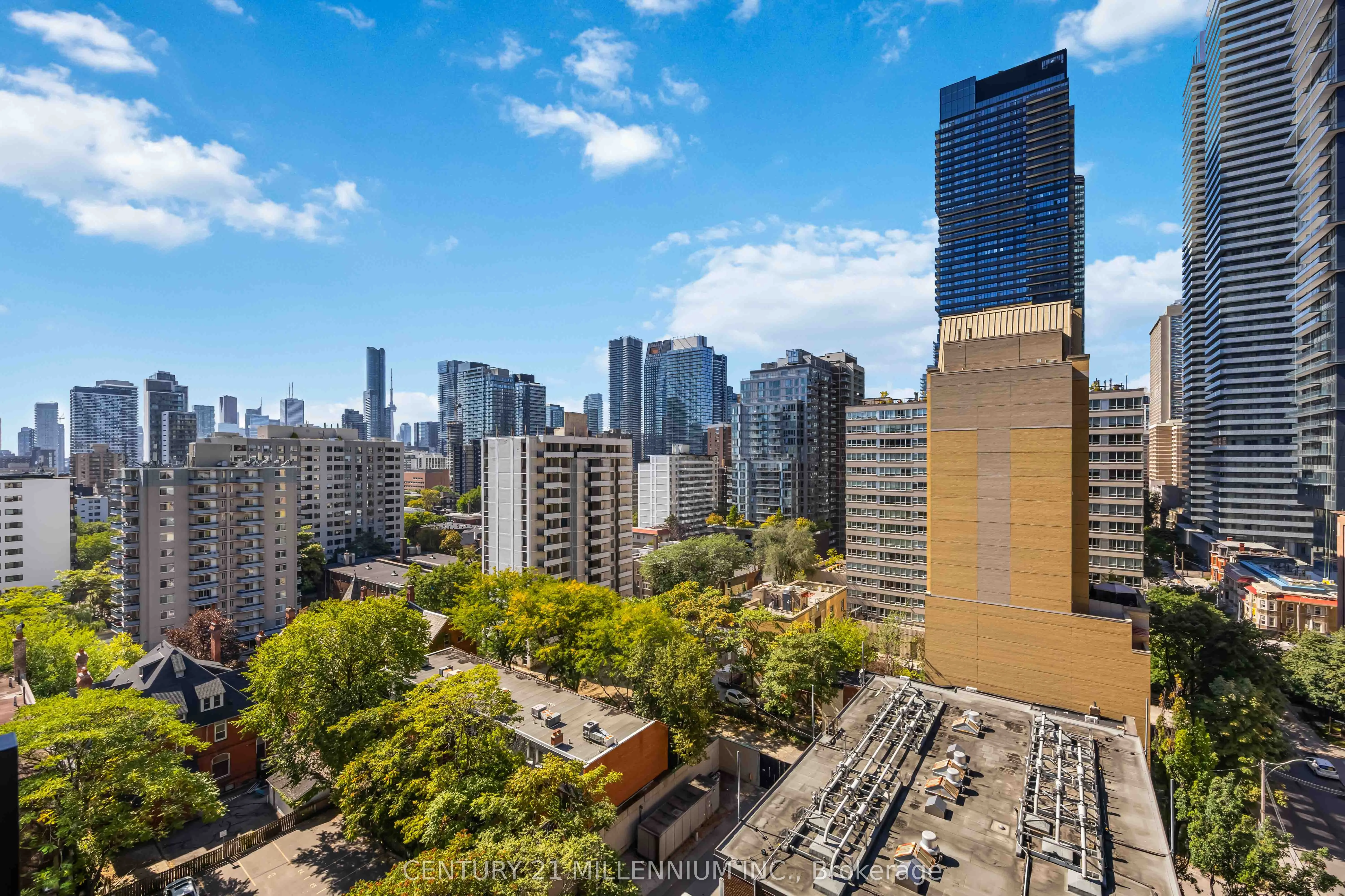 101 Charles Street E, #1006