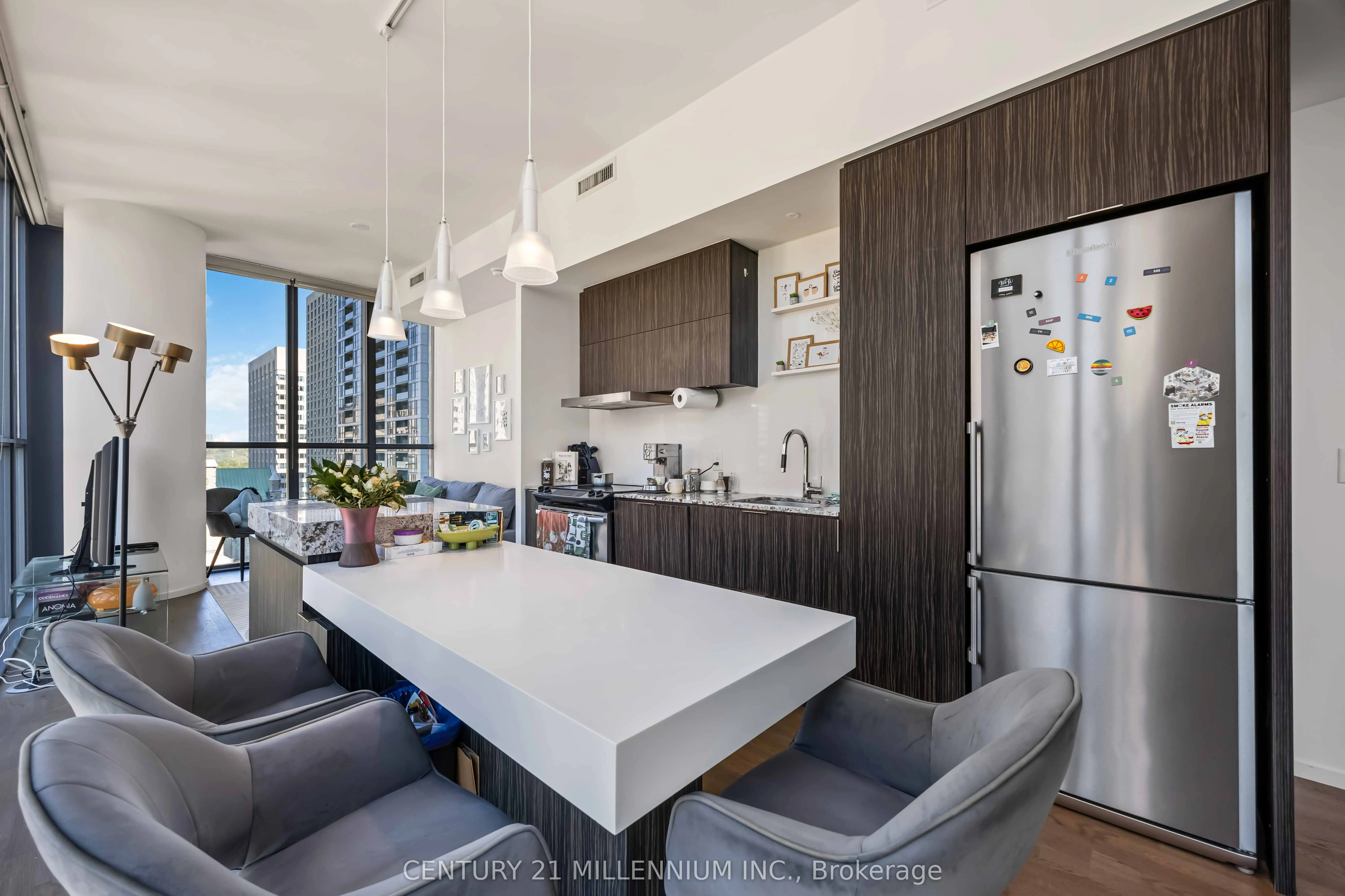 101 Charles Street E, #1006