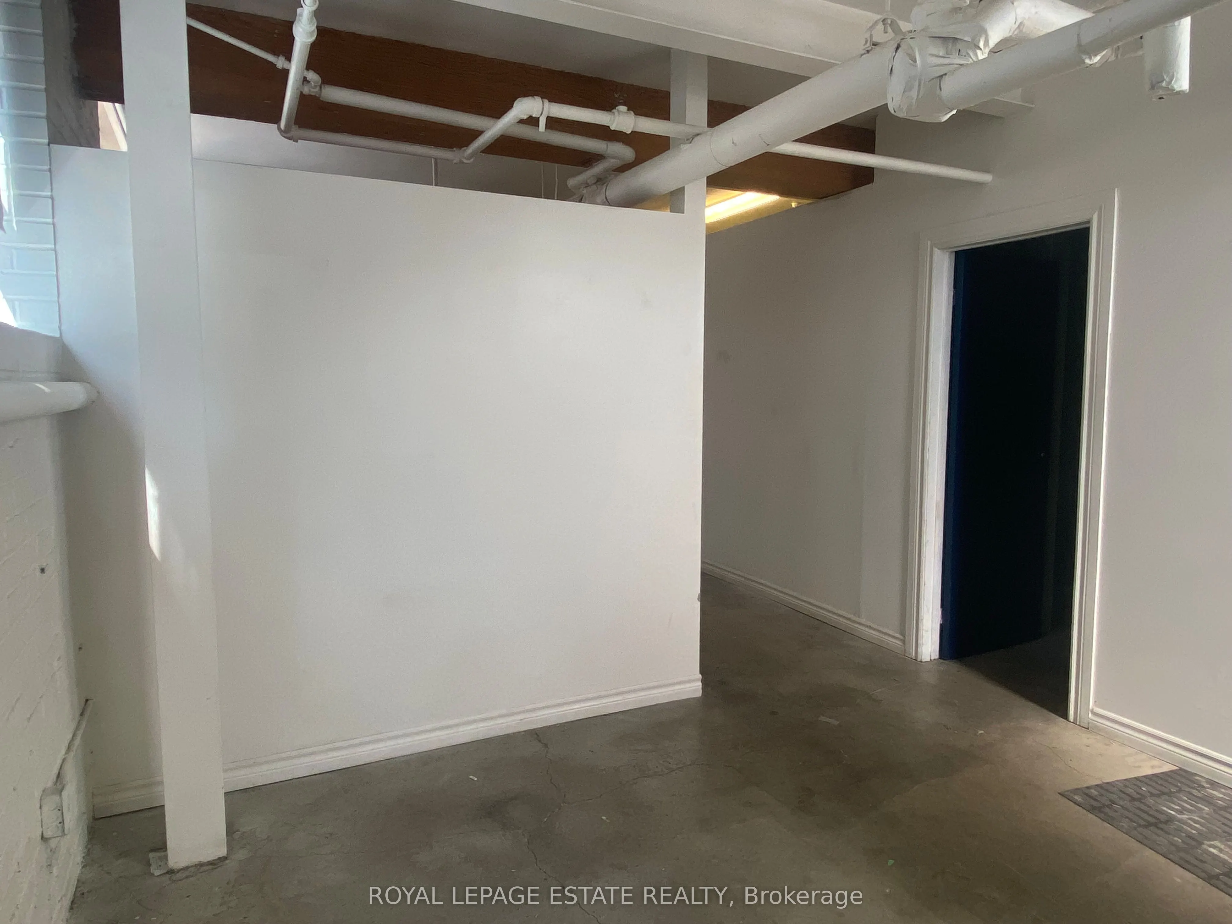 535 Queen Street E, #3