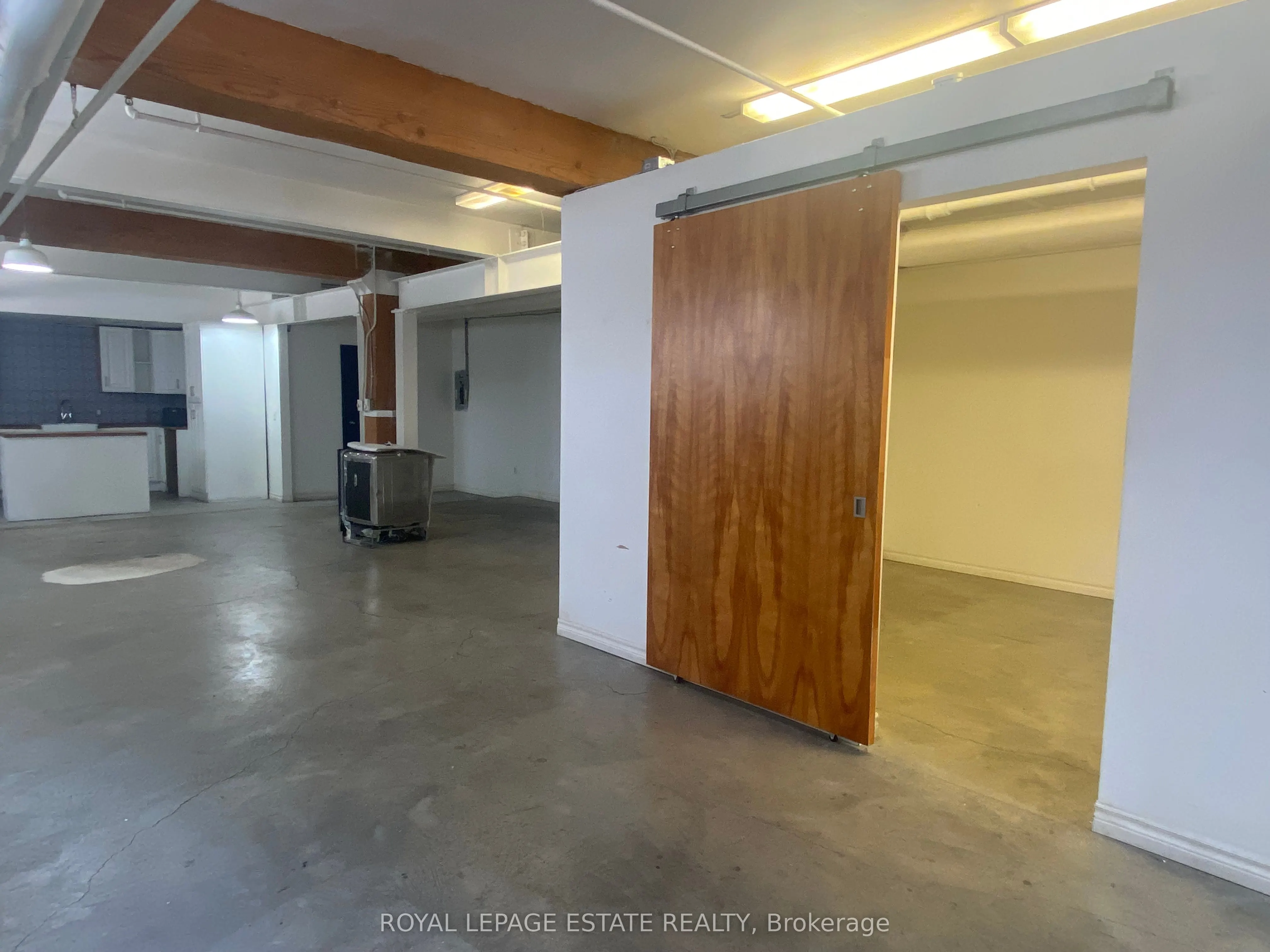 535 Queen Street E, #3