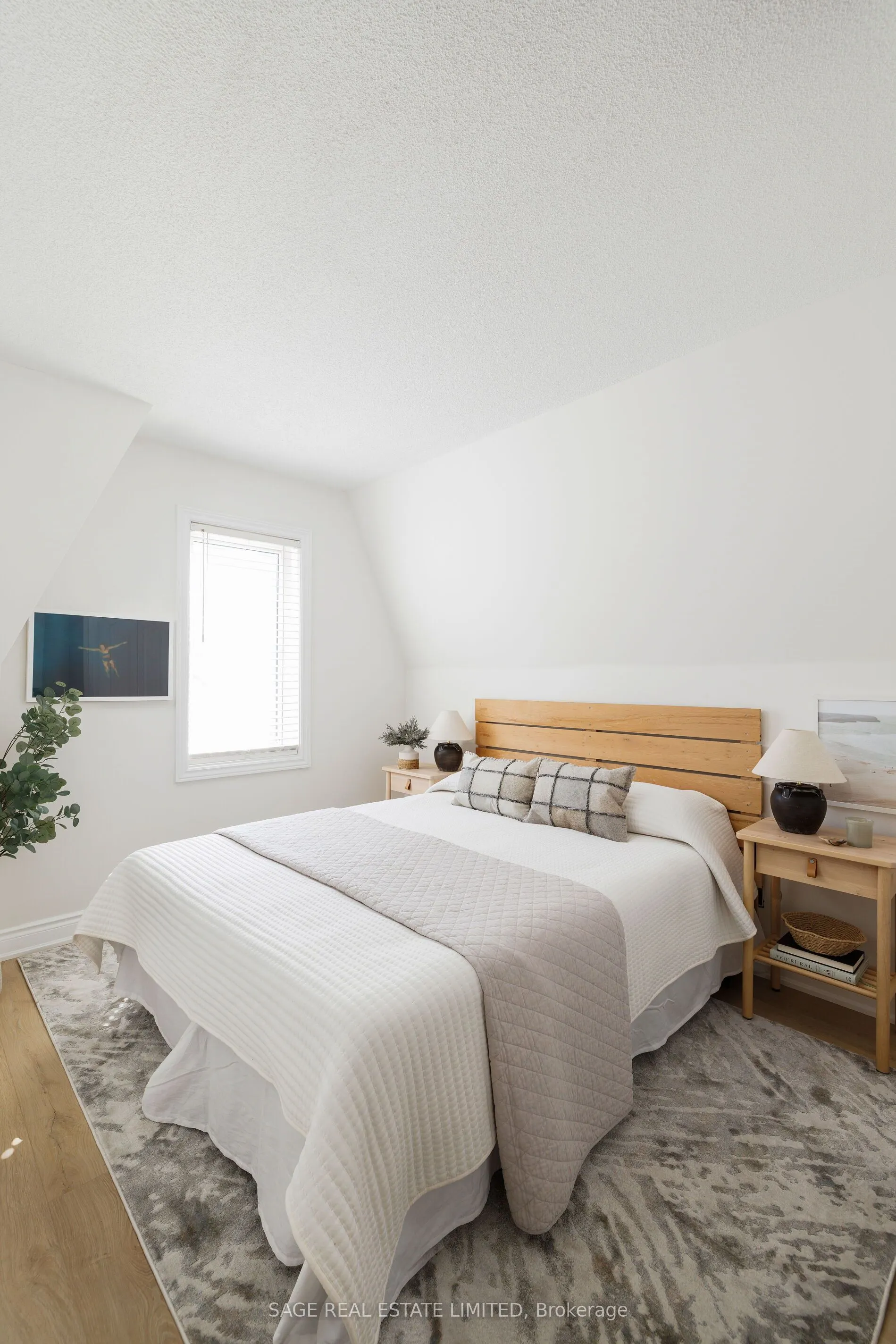 12 Sudbury Street, #811
