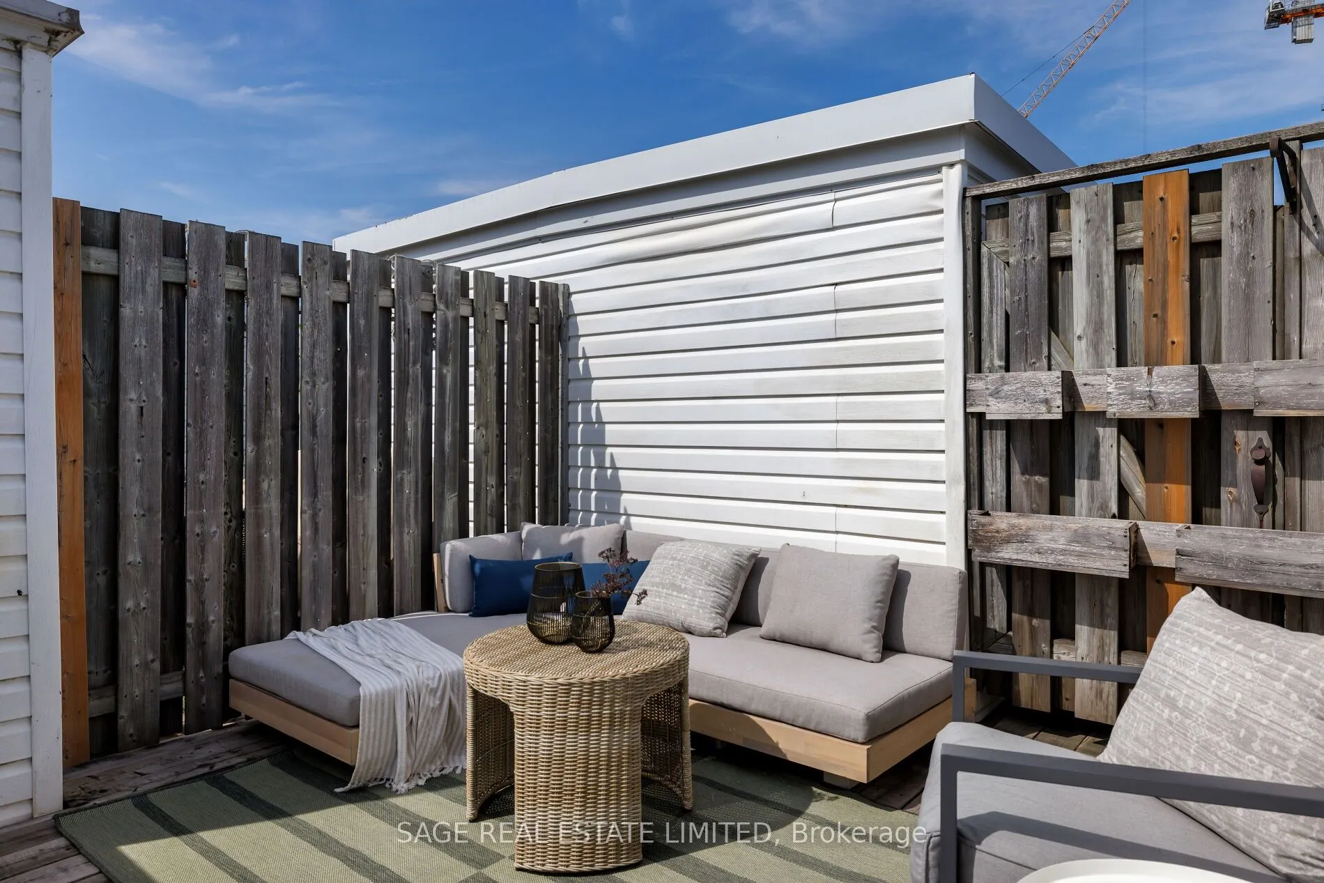 12 Sudbury Street, #811