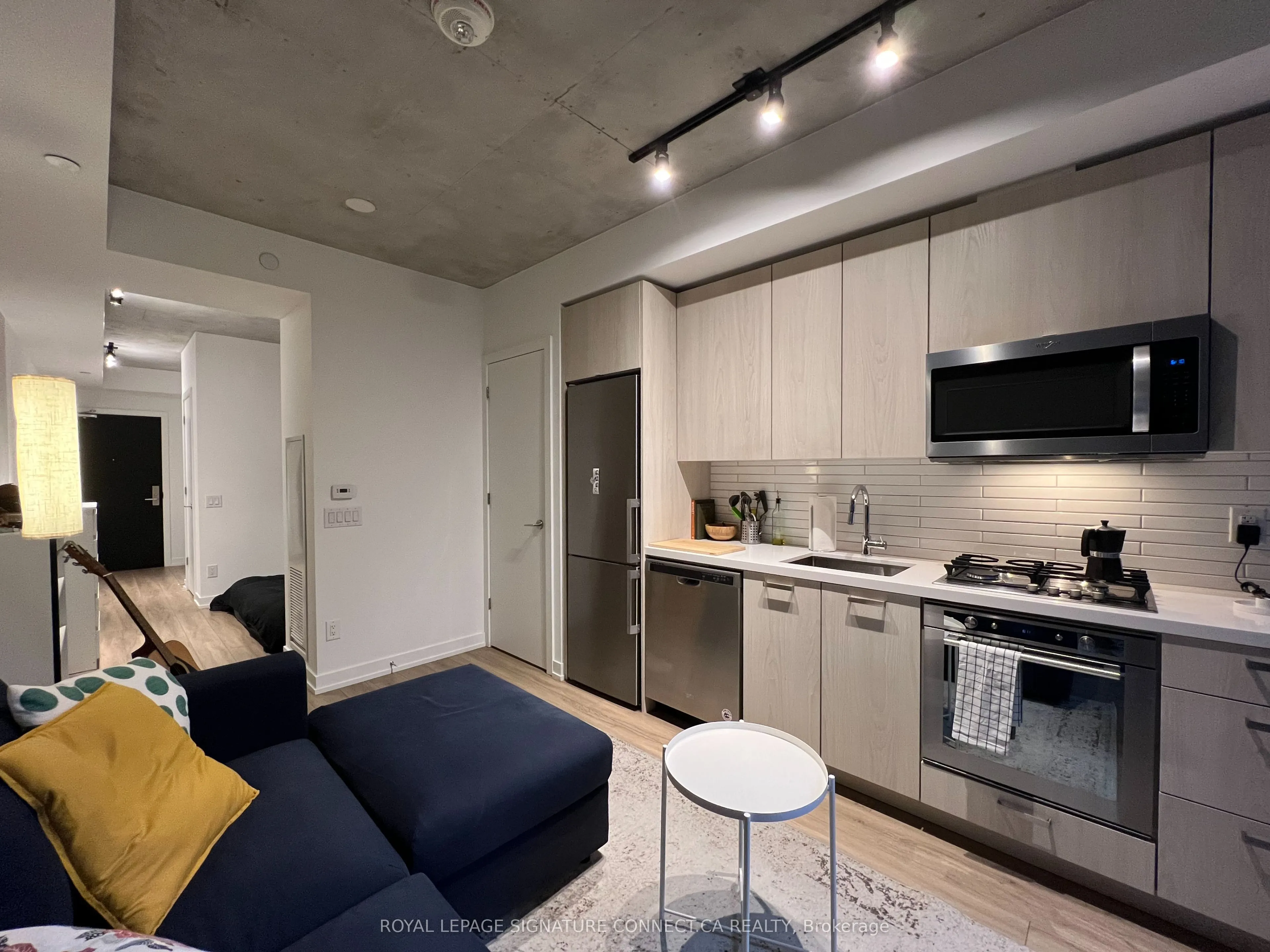 458 Richmond Street W, #1006