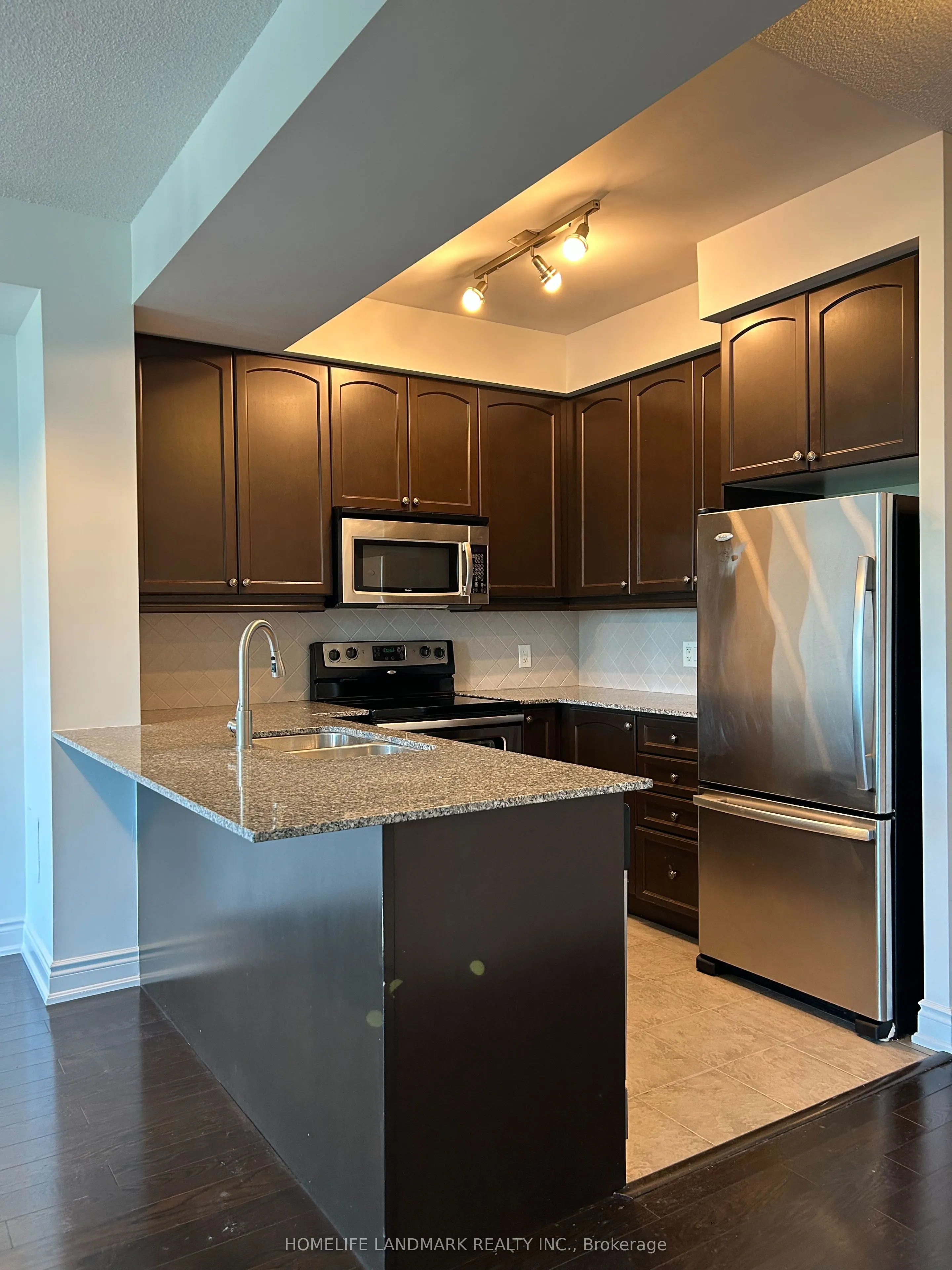 10 Bloorview Place, #710