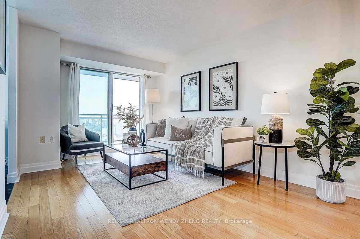 21 Hillcrest Avenue, #2702
