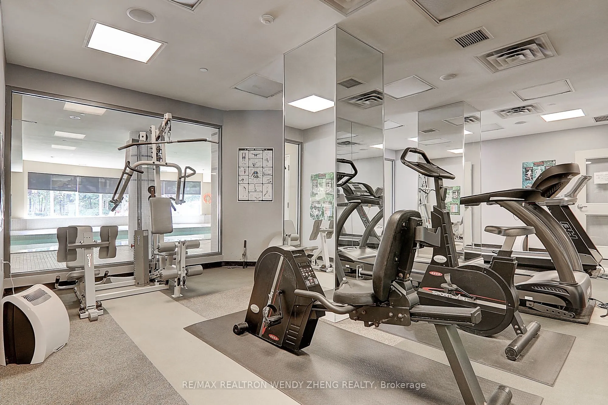 21 Hillcrest Avenue, #2702