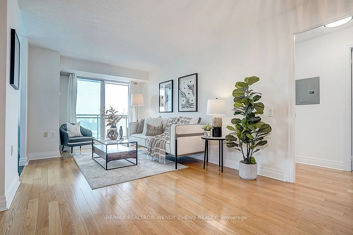 21 Hillcrest Avenue, #2702