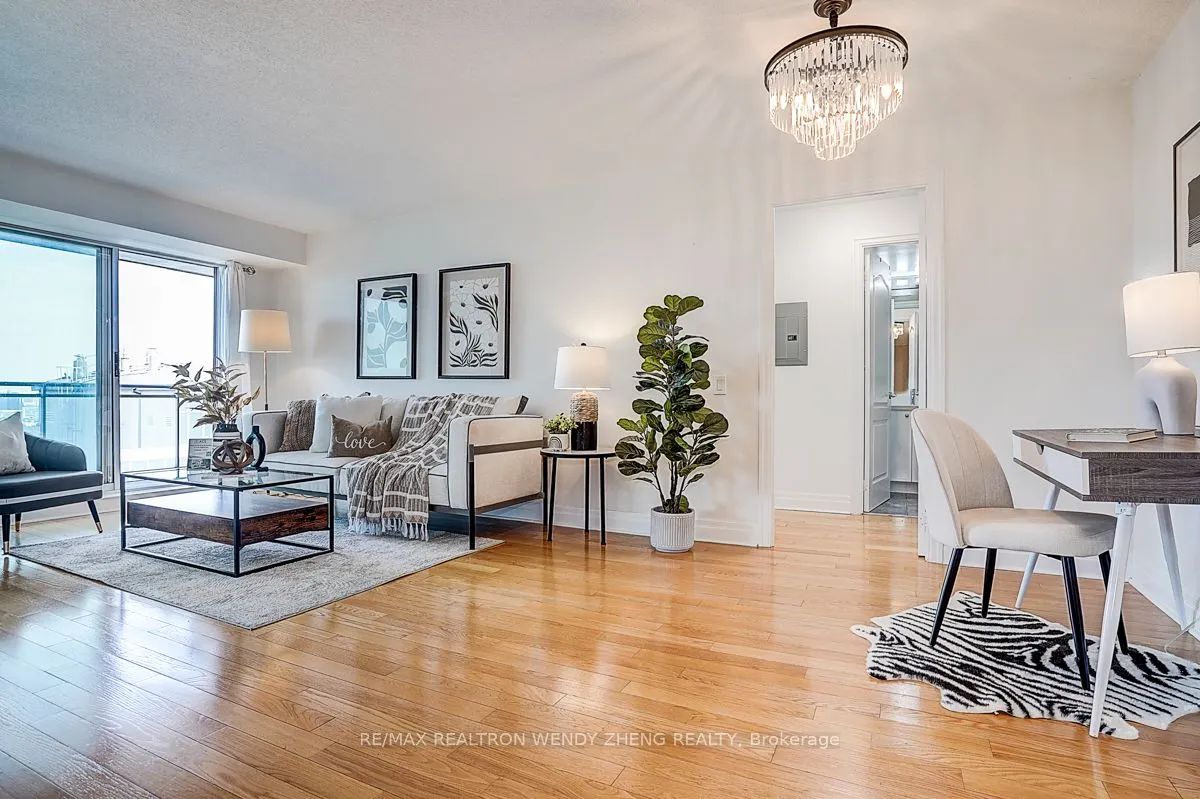 21 Hillcrest Avenue, #2702