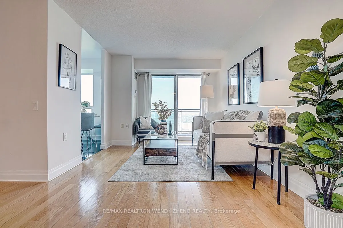 21 Hillcrest Avenue, #2702