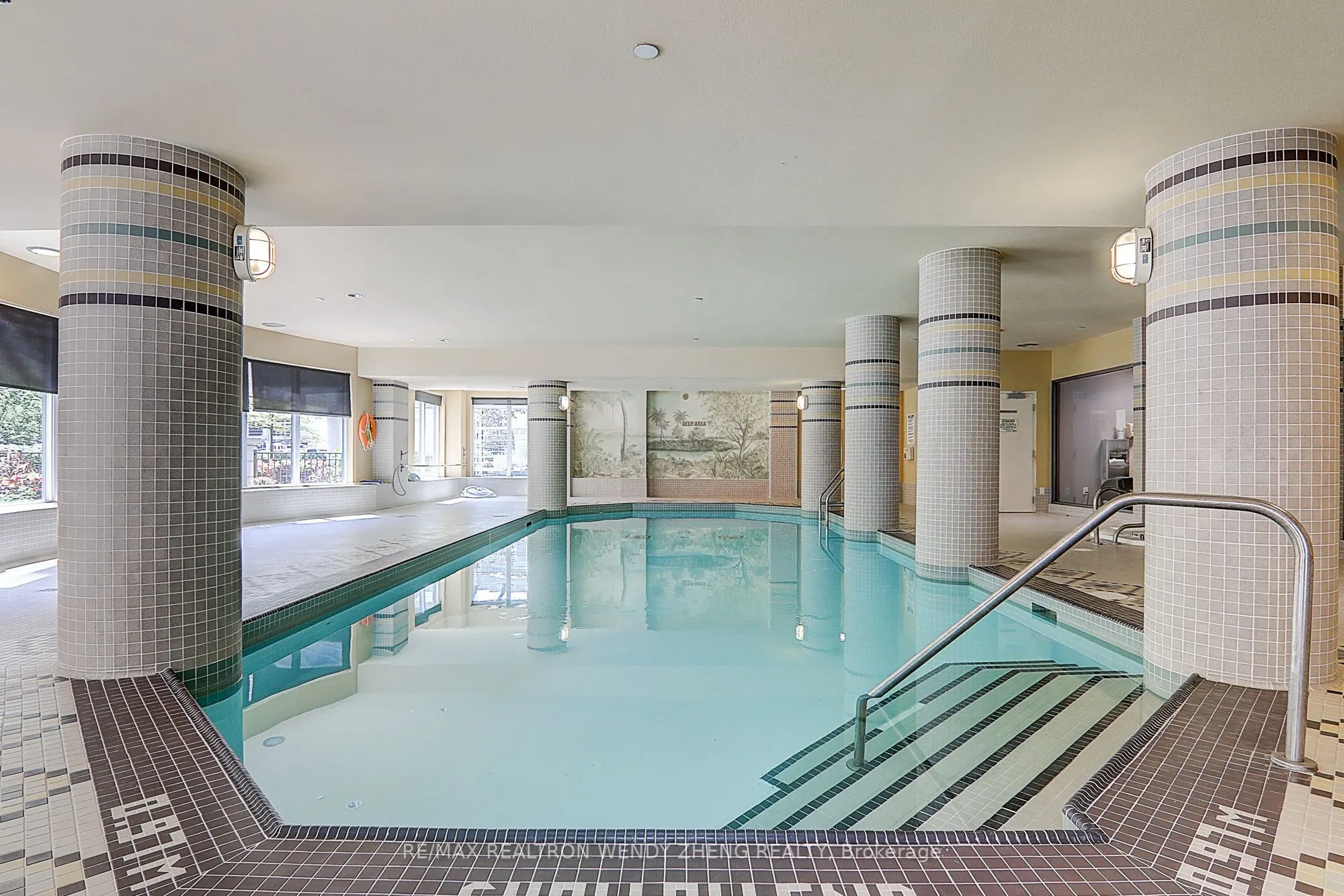 21 Hillcrest Avenue, #2702