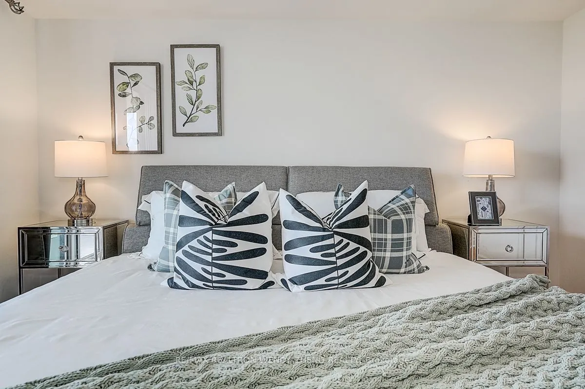 21 Hillcrest Avenue, #2702