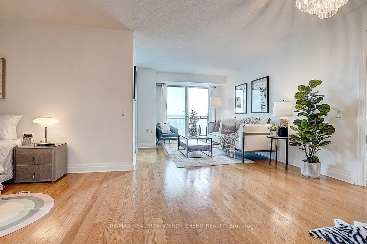 21 Hillcrest Avenue, #2702