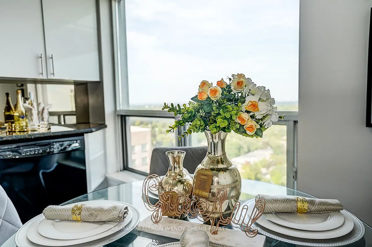 21 Hillcrest Avenue, #2702