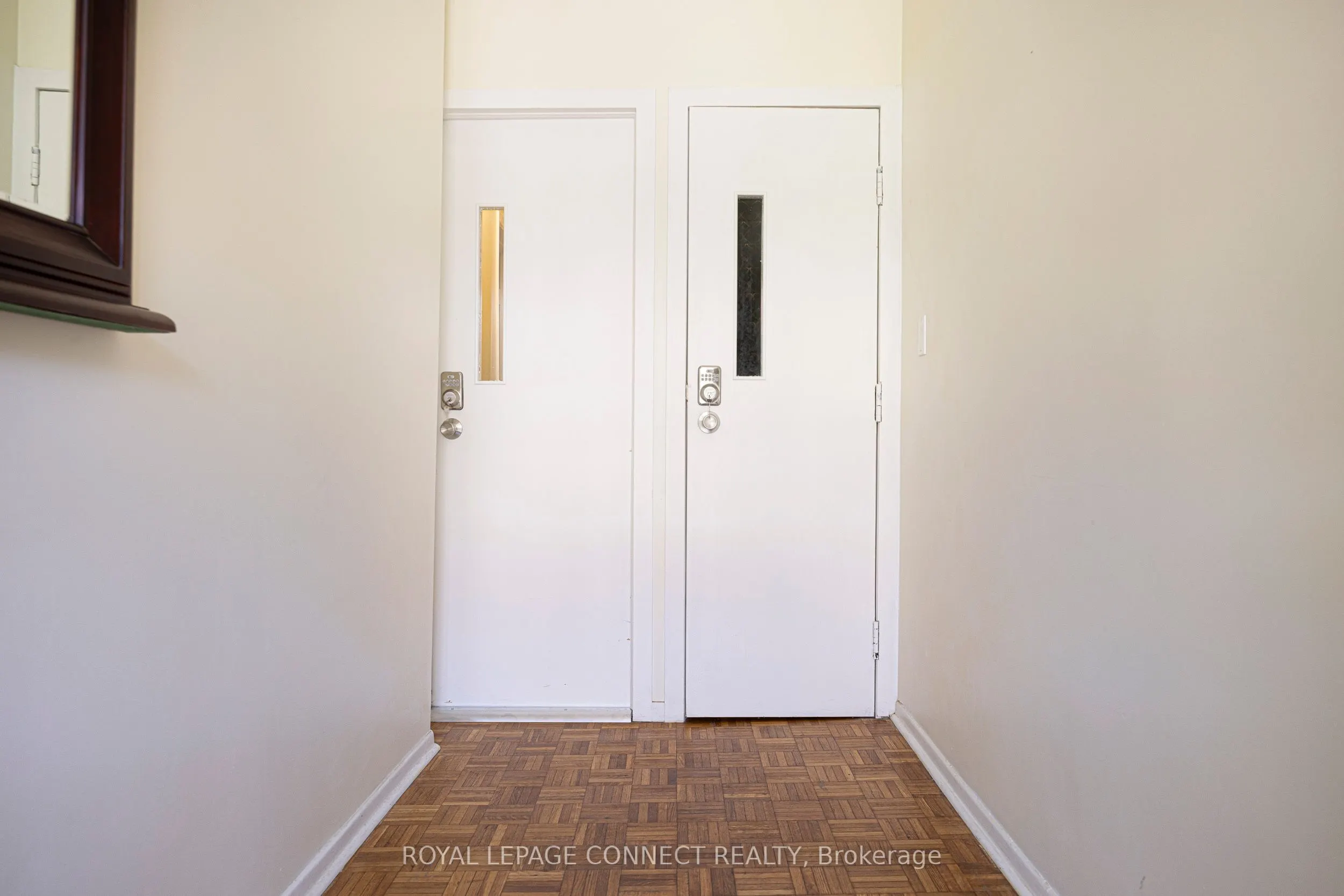 246 Niagara Street, #Upper