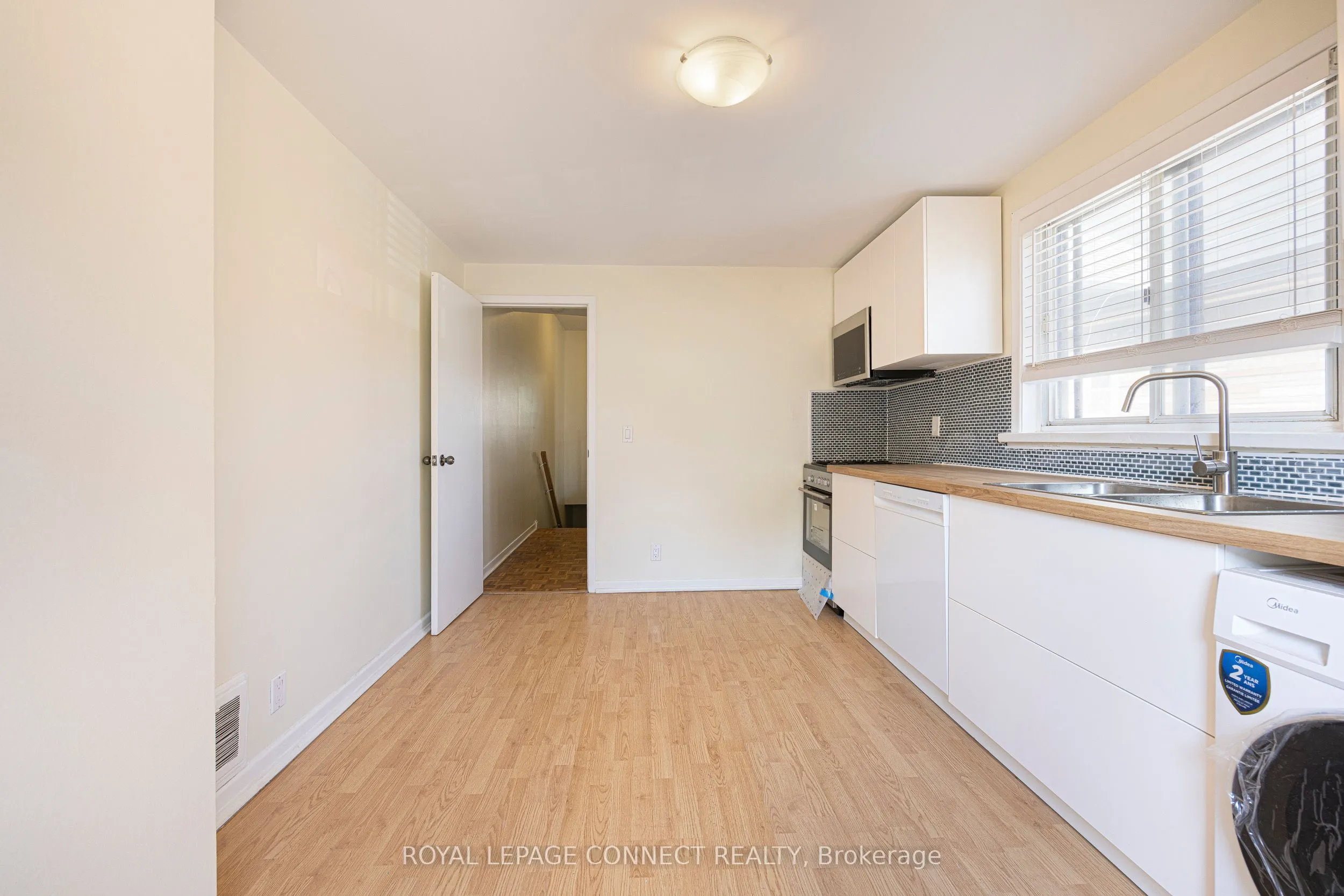 246 Niagara Street, #Upper