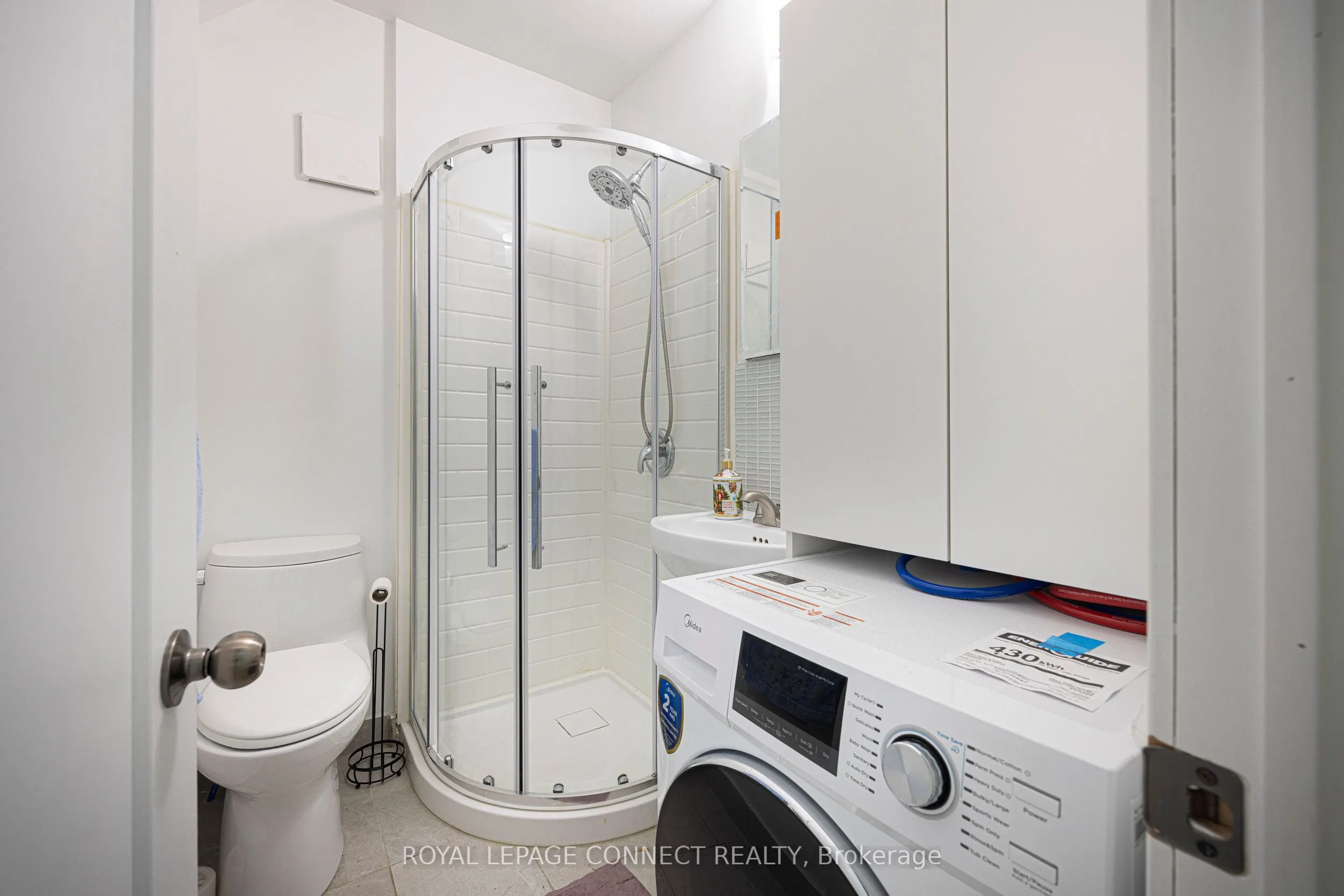 246 Niagara Street, #Main