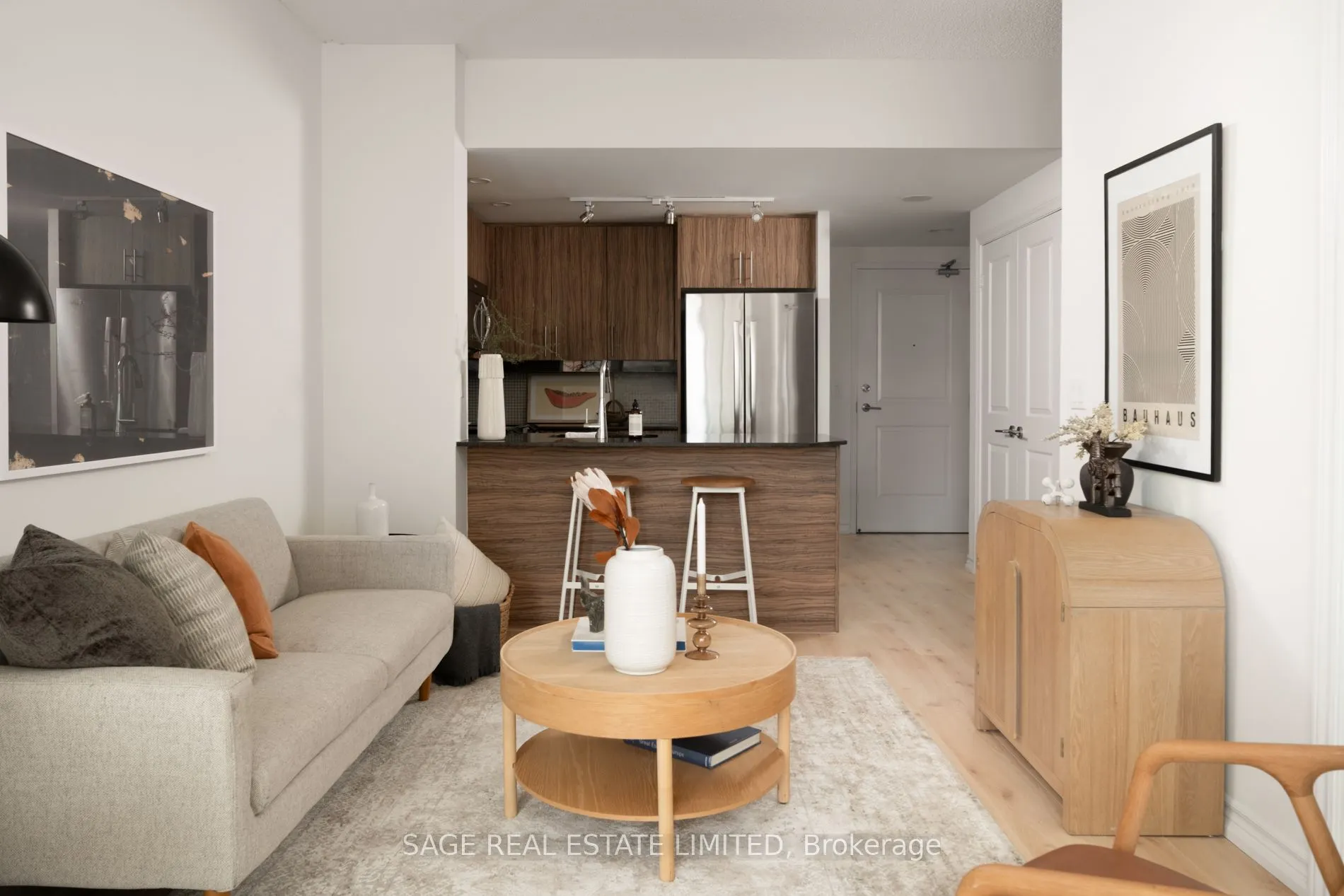 75 East Liberty Street, #1711