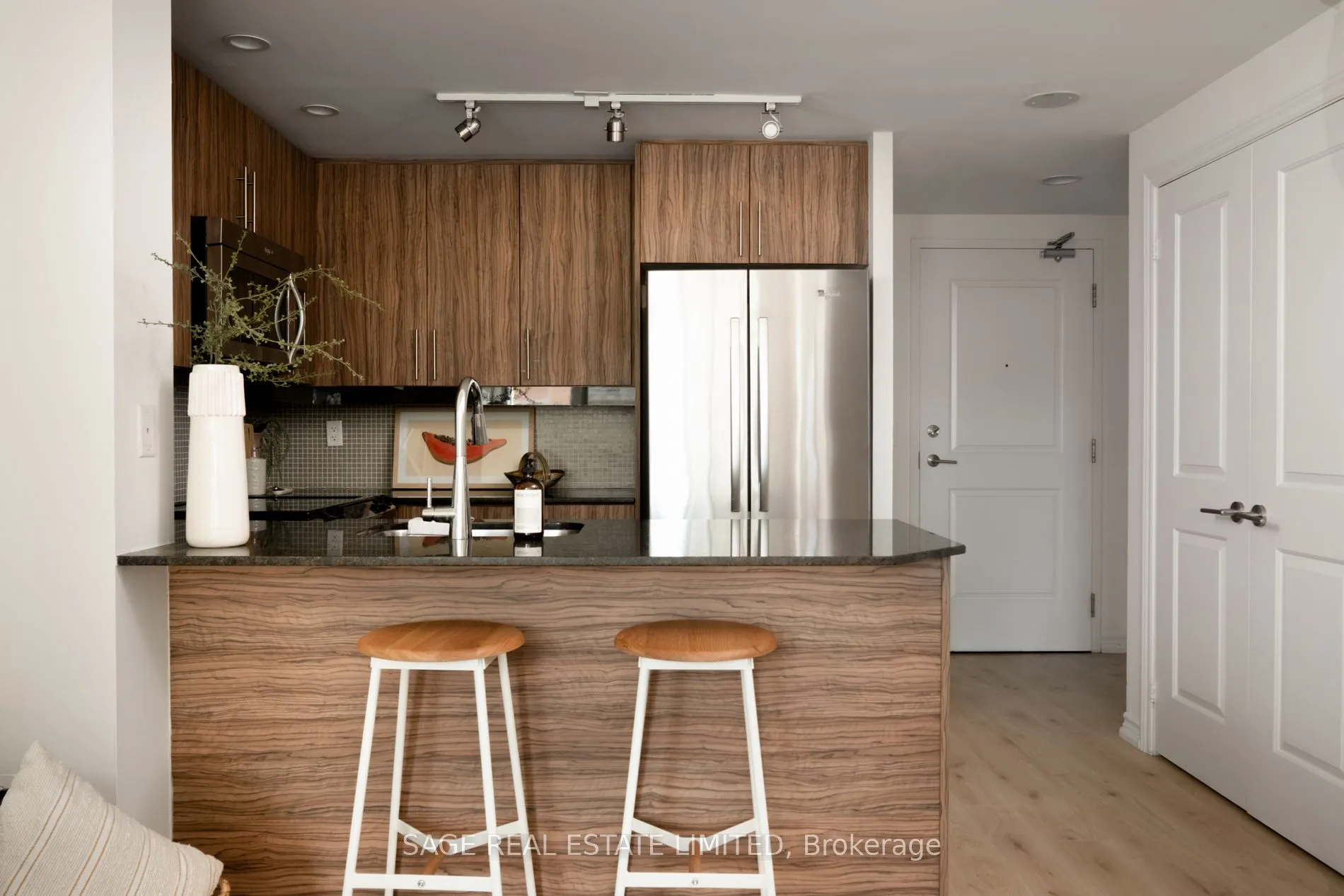 75 East Liberty Street, #1711