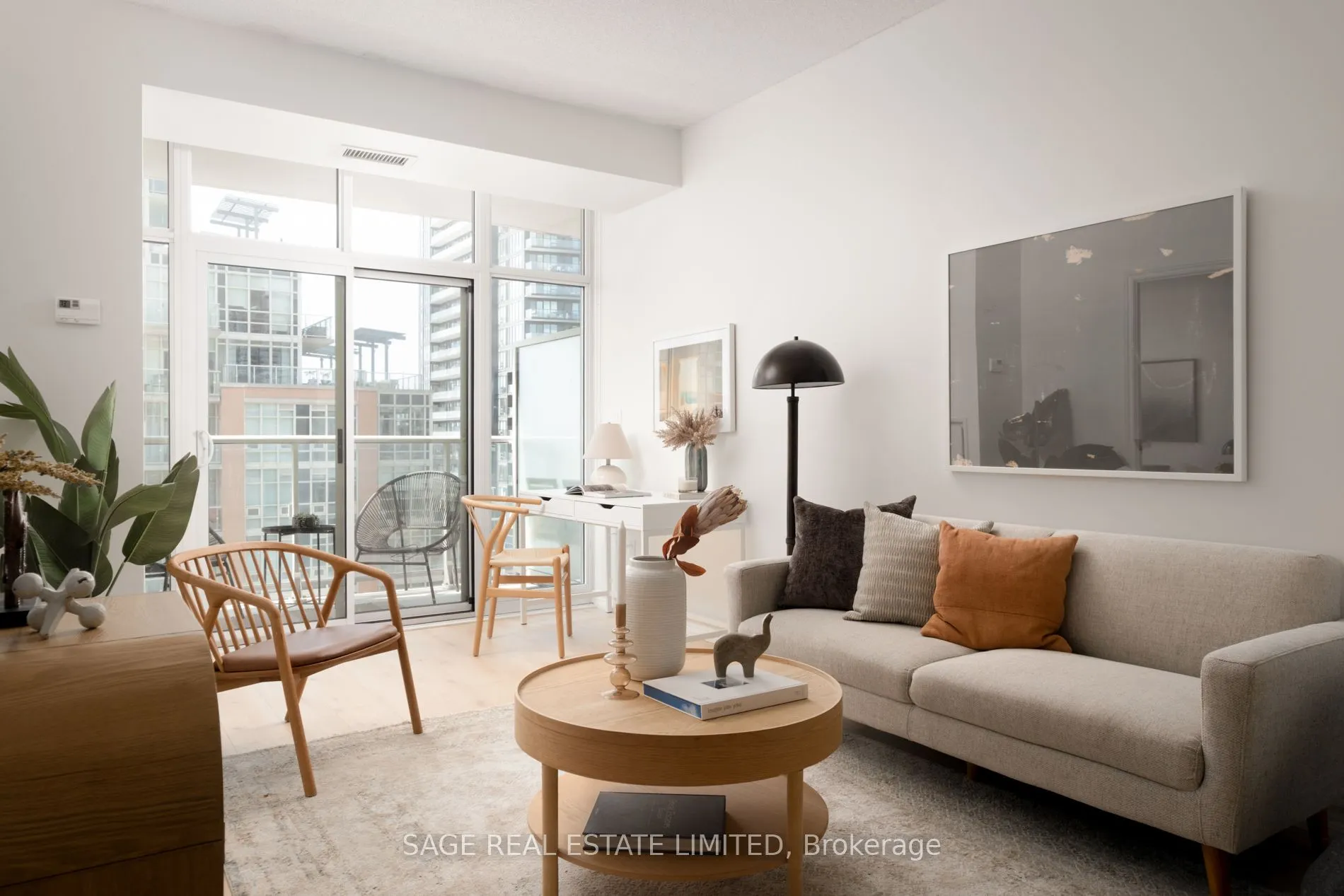 75 East Liberty Street, #1711