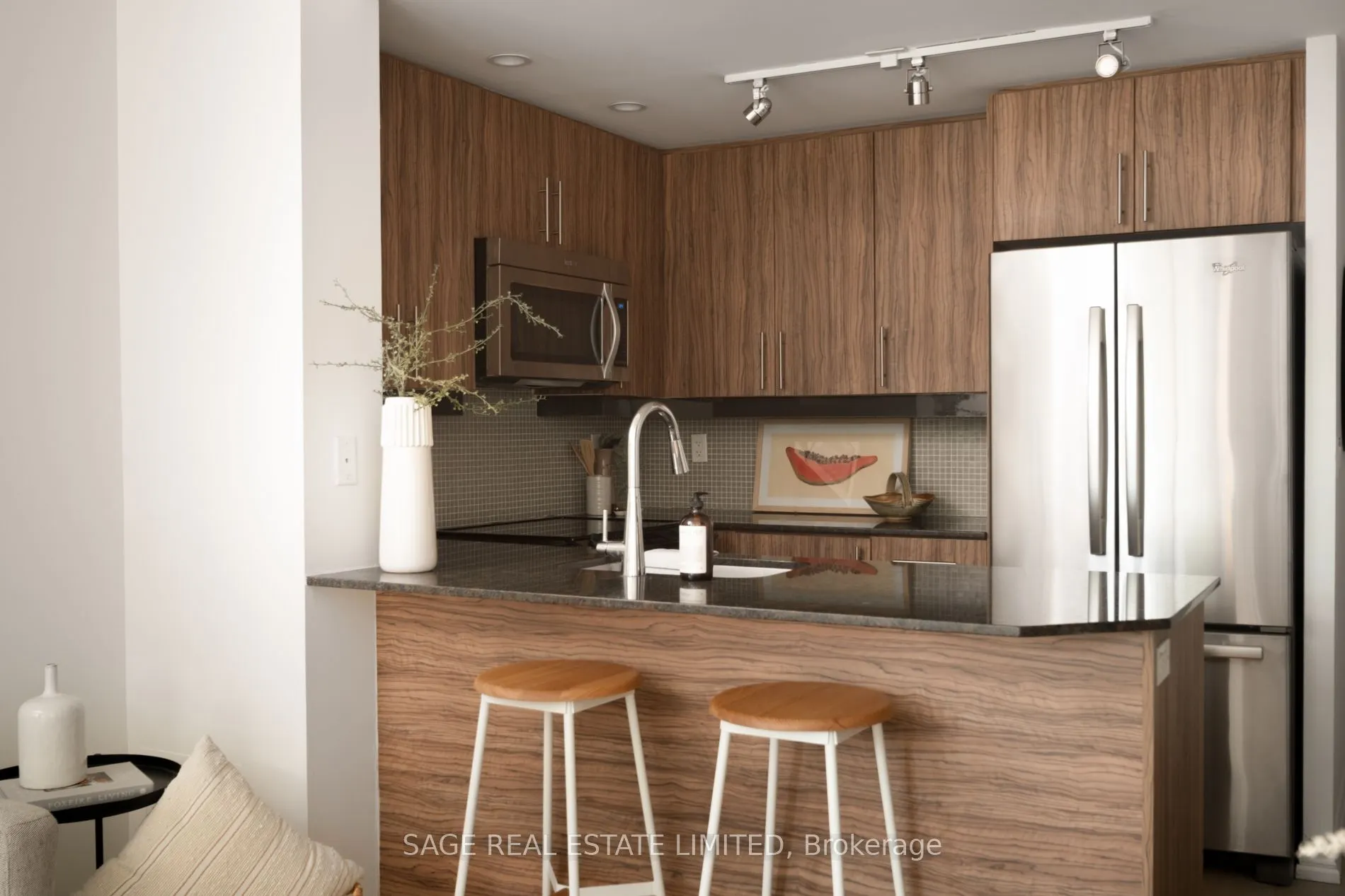 75 East Liberty Street, #1711