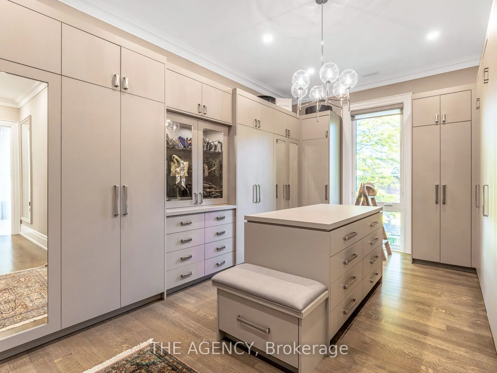 1 Suncrest Drive
