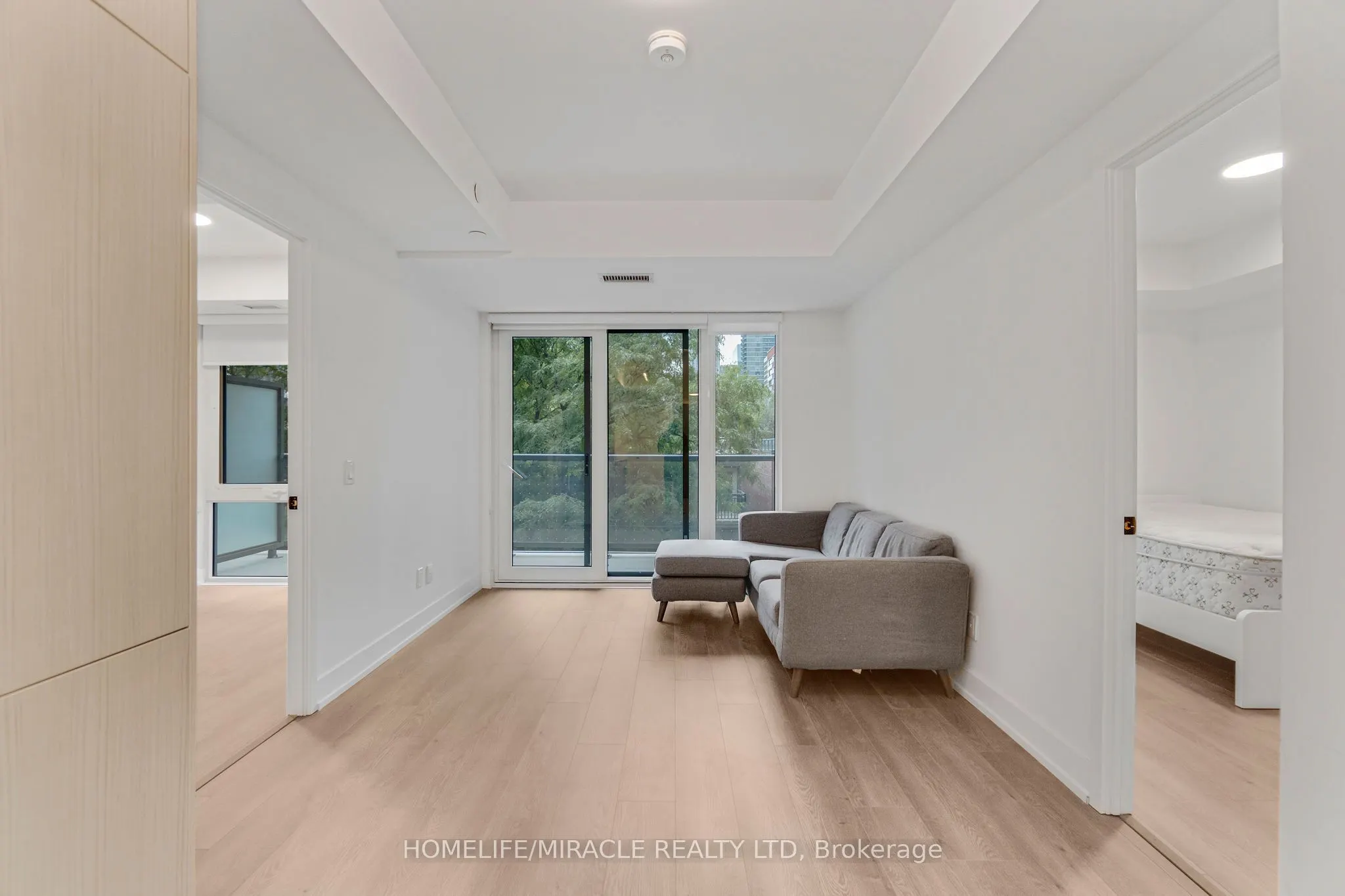 308 Jarvis Street, #421
