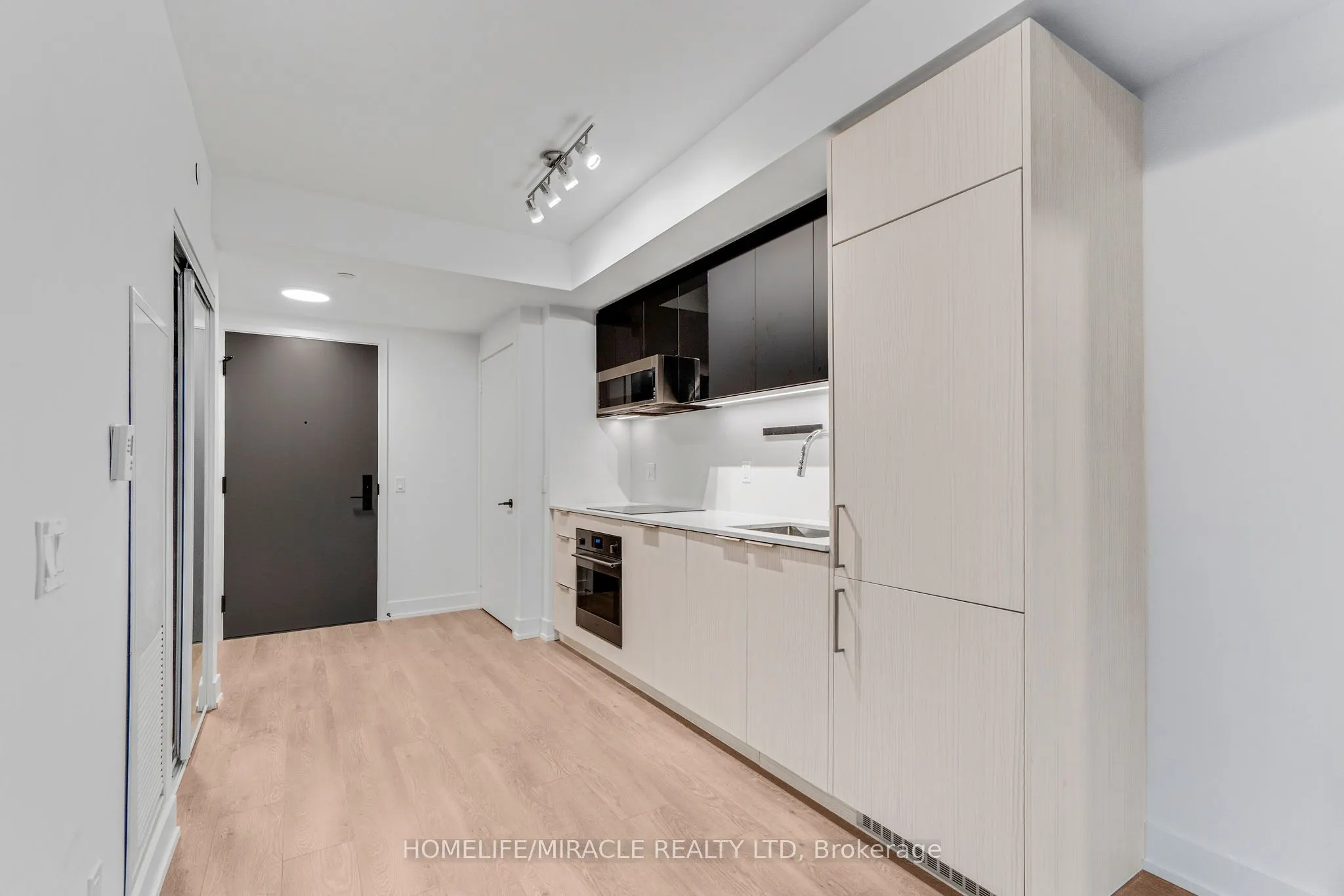 308 Jarvis Street, #421