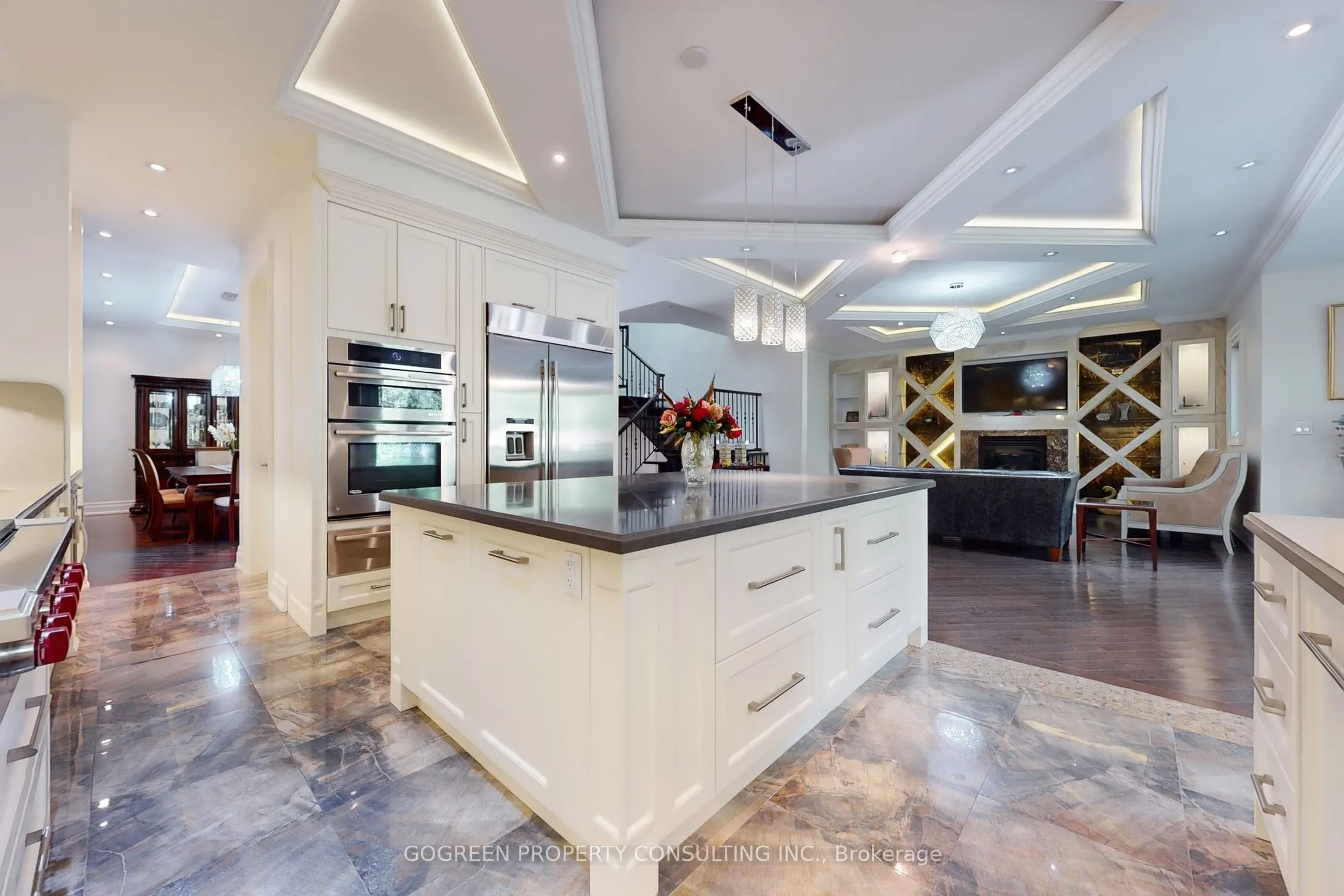 11 Elmview Avenue