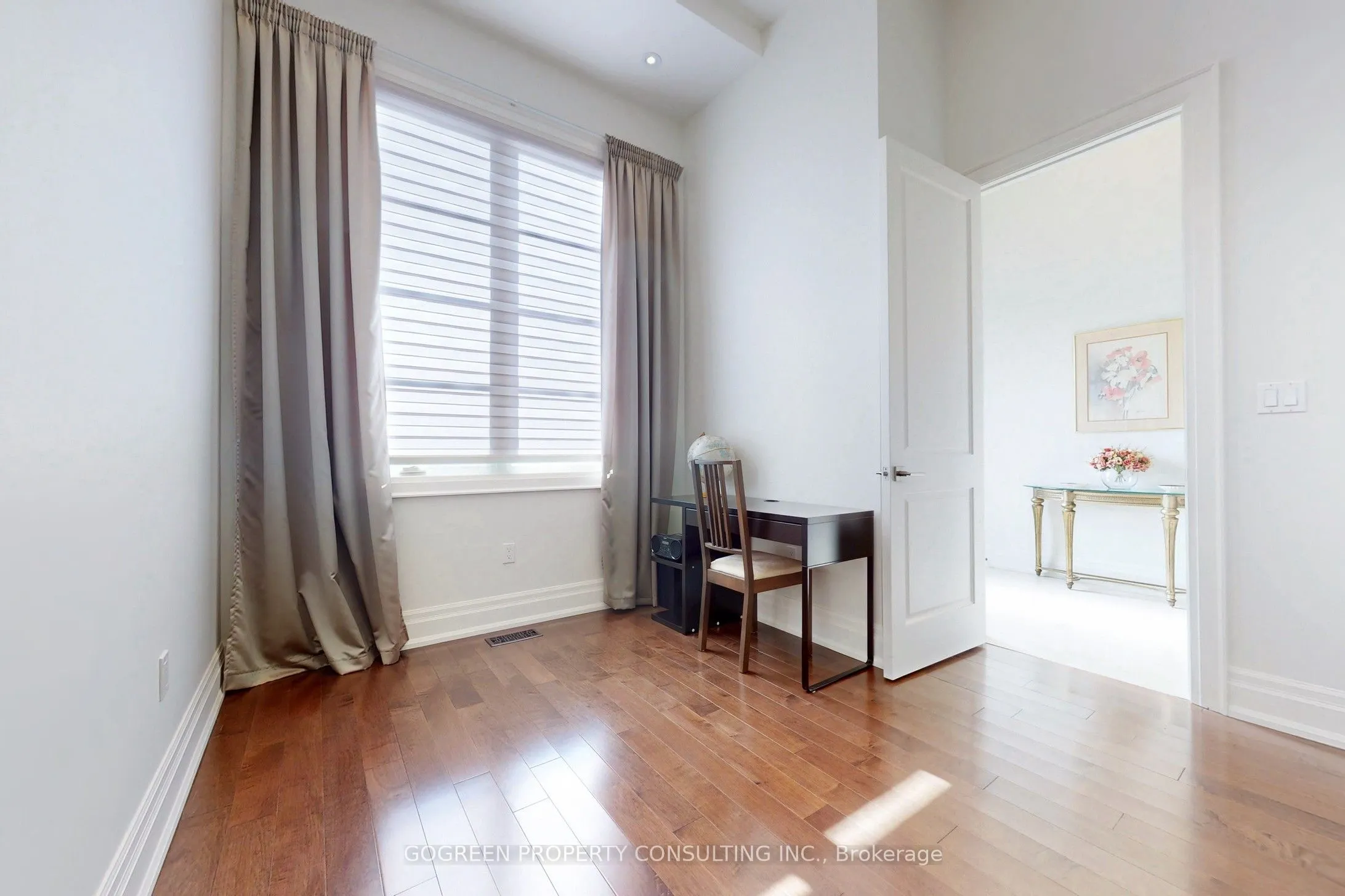 11 Elmview Avenue