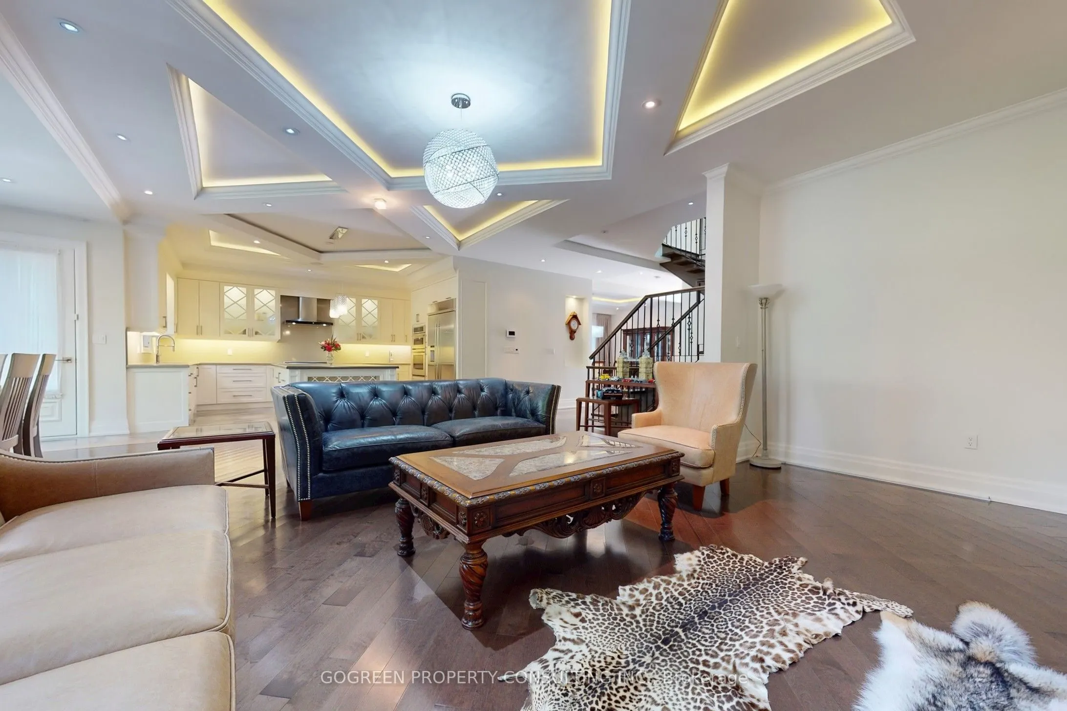 11 Elmview Avenue