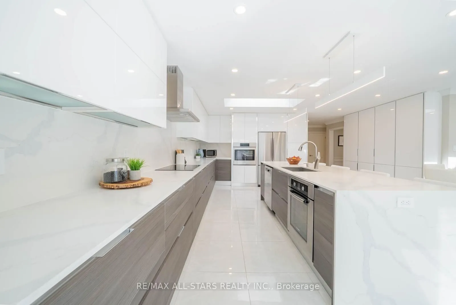 28 Cobblestone Drive