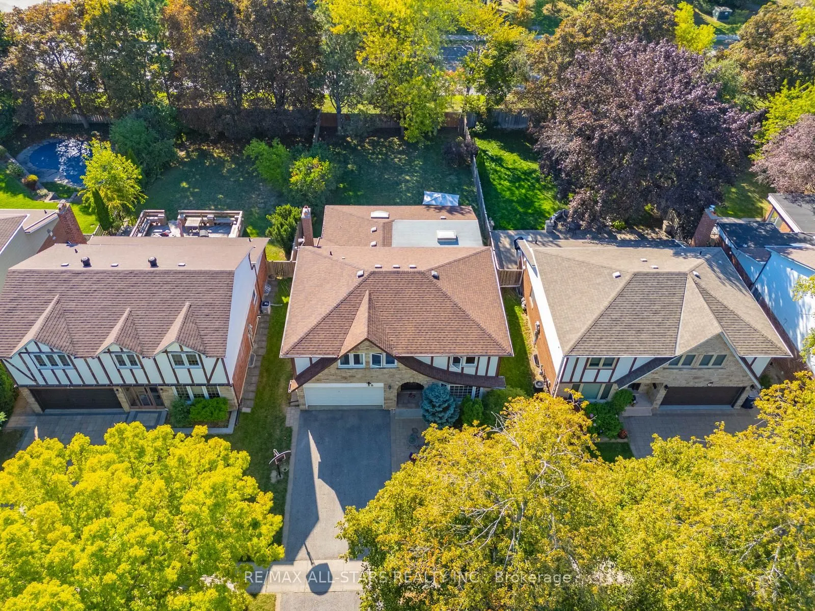 28 Cobblestone Drive