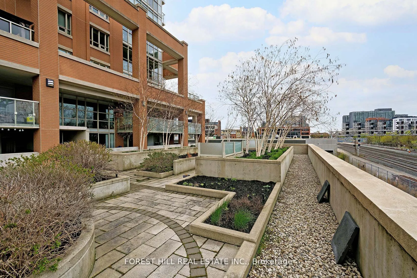 125 Western Battery Road, #303