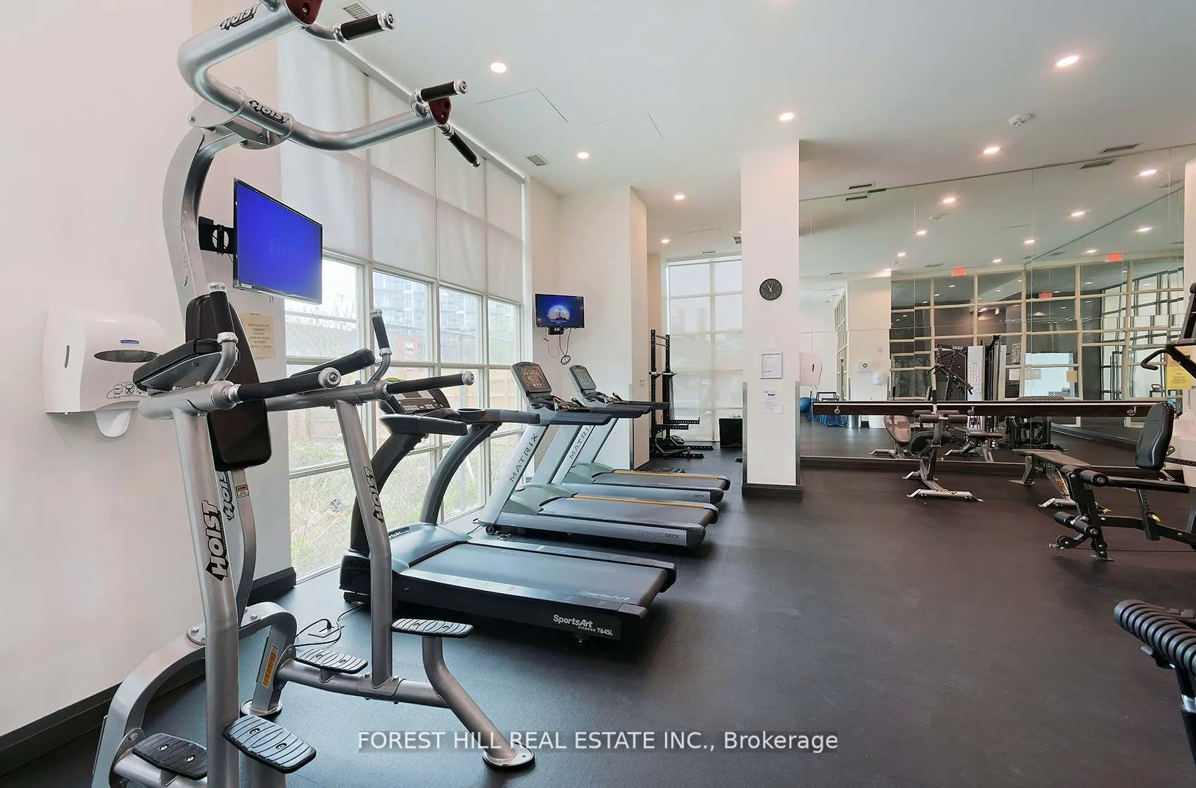 125 Western Battery Road, #303