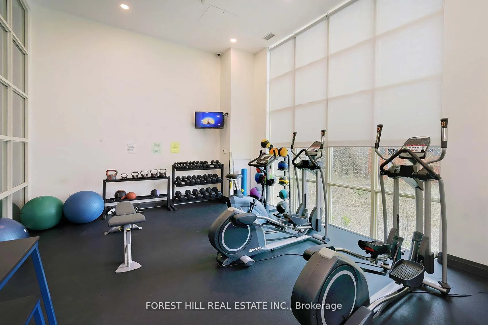 125 Western Battery Road, #303