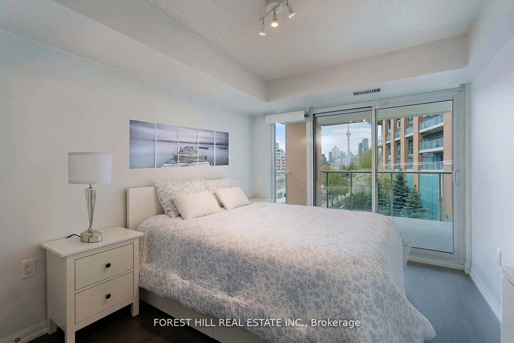 125 Western Battery Road, #303